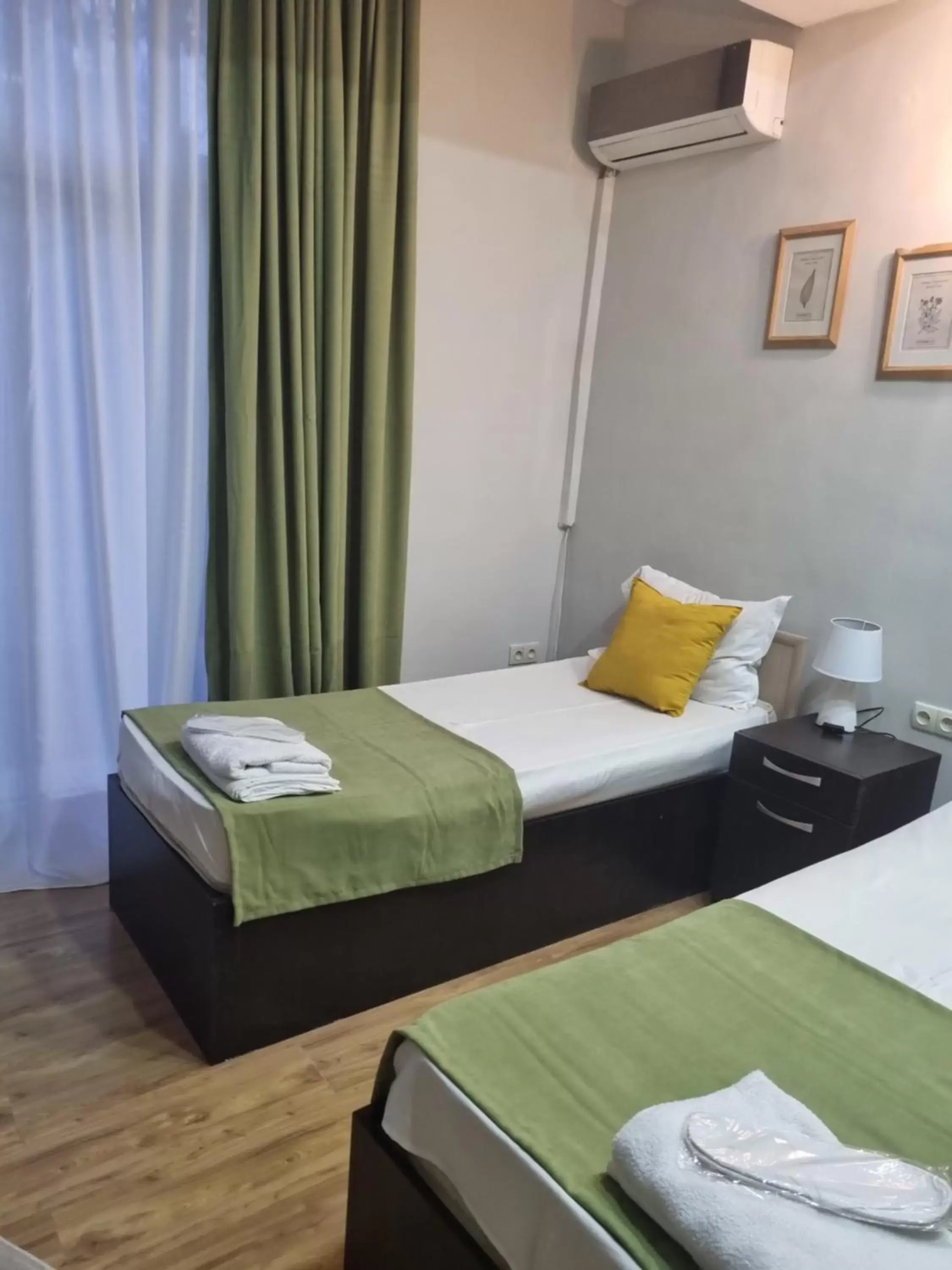 Twin Room with Balcony in Shatell Twin Room with Balcony in Shatell