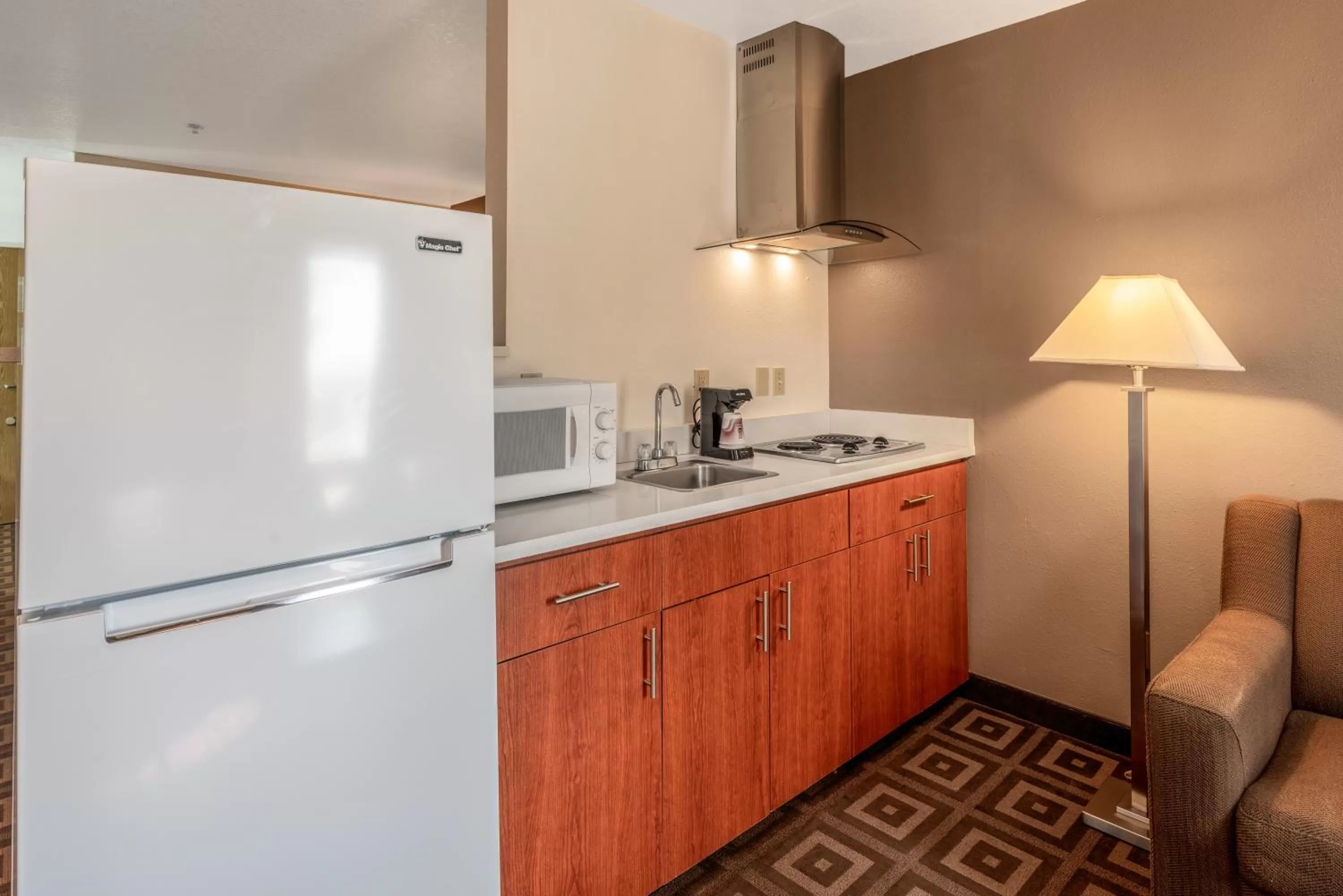 Kitchen or kitchenette in Quality Inn & Suites Kennewick Tri-Cities