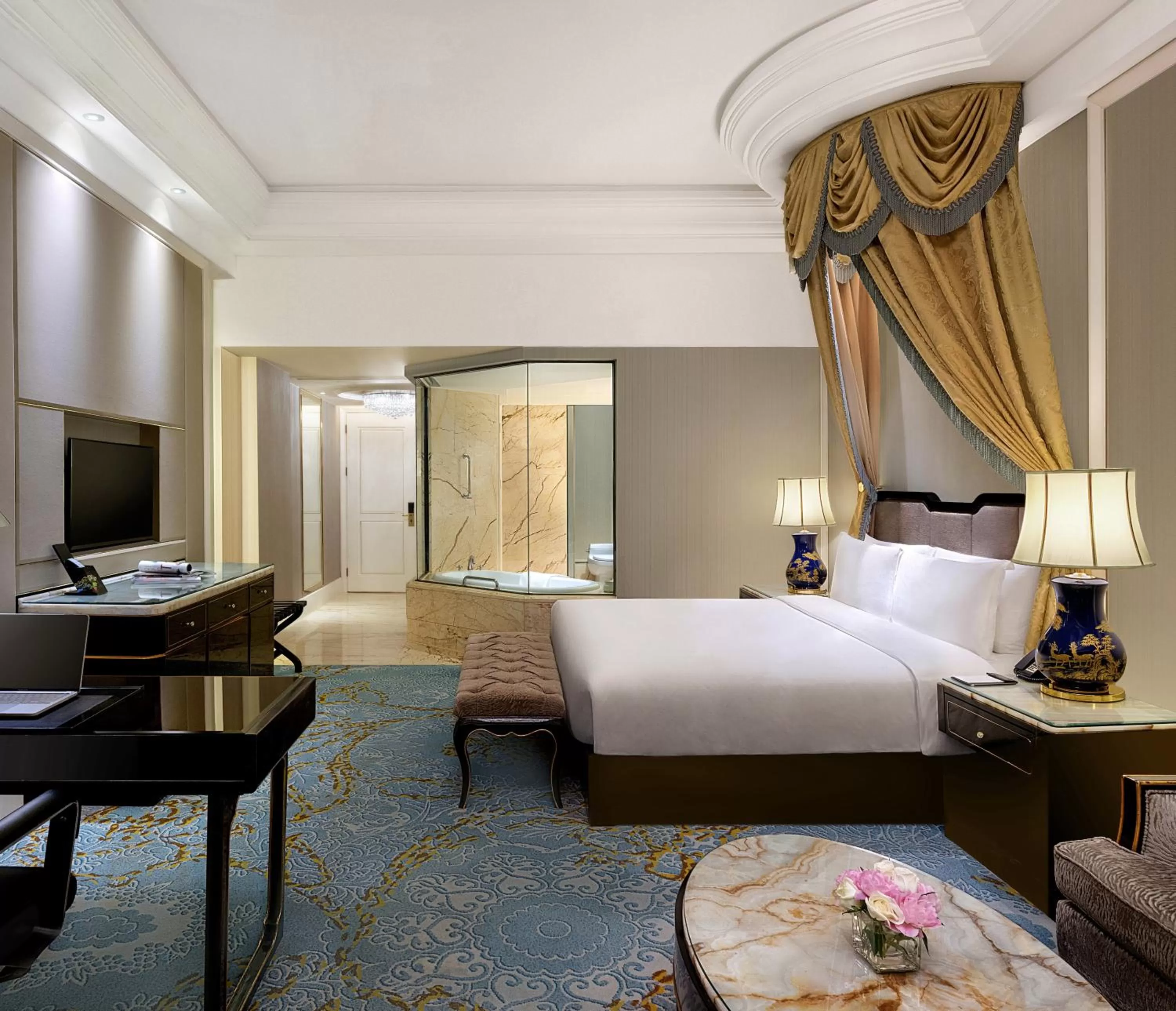 Bed in InterContinental Chengdu Global Center by IHG