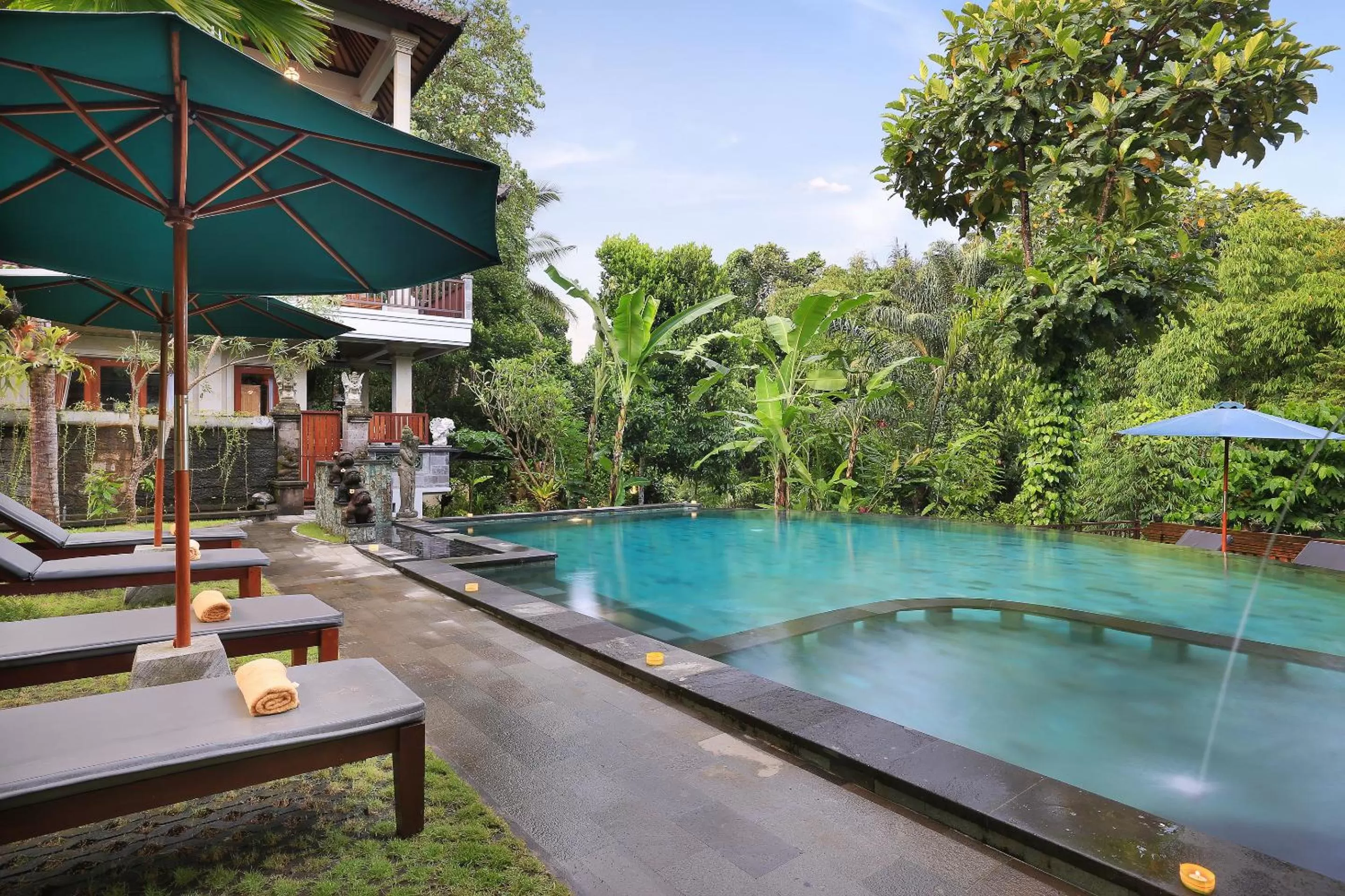 Garden in Ketut's Place Cottage Ubud