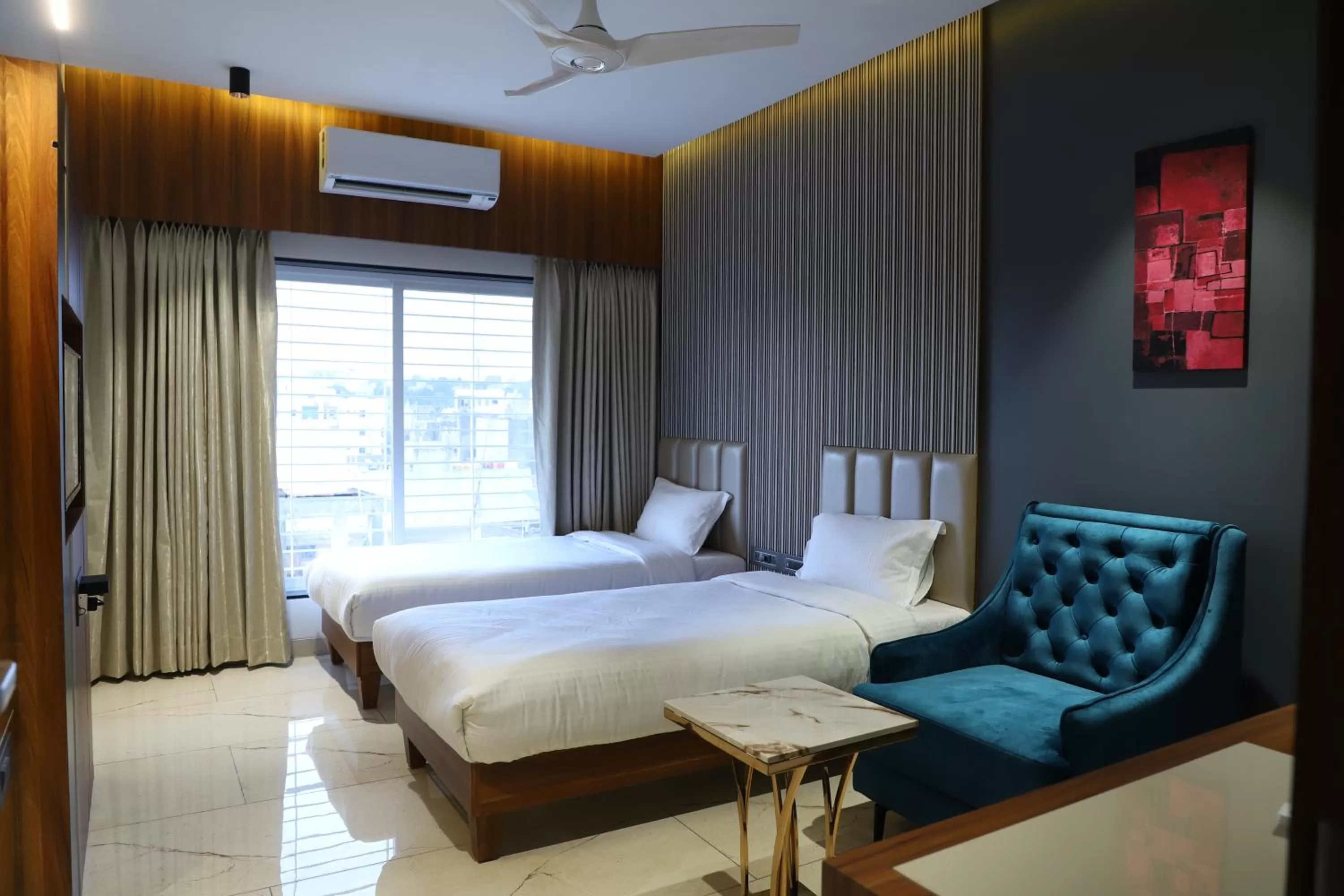 Photo of the whole room, Bed in Hotel Florence