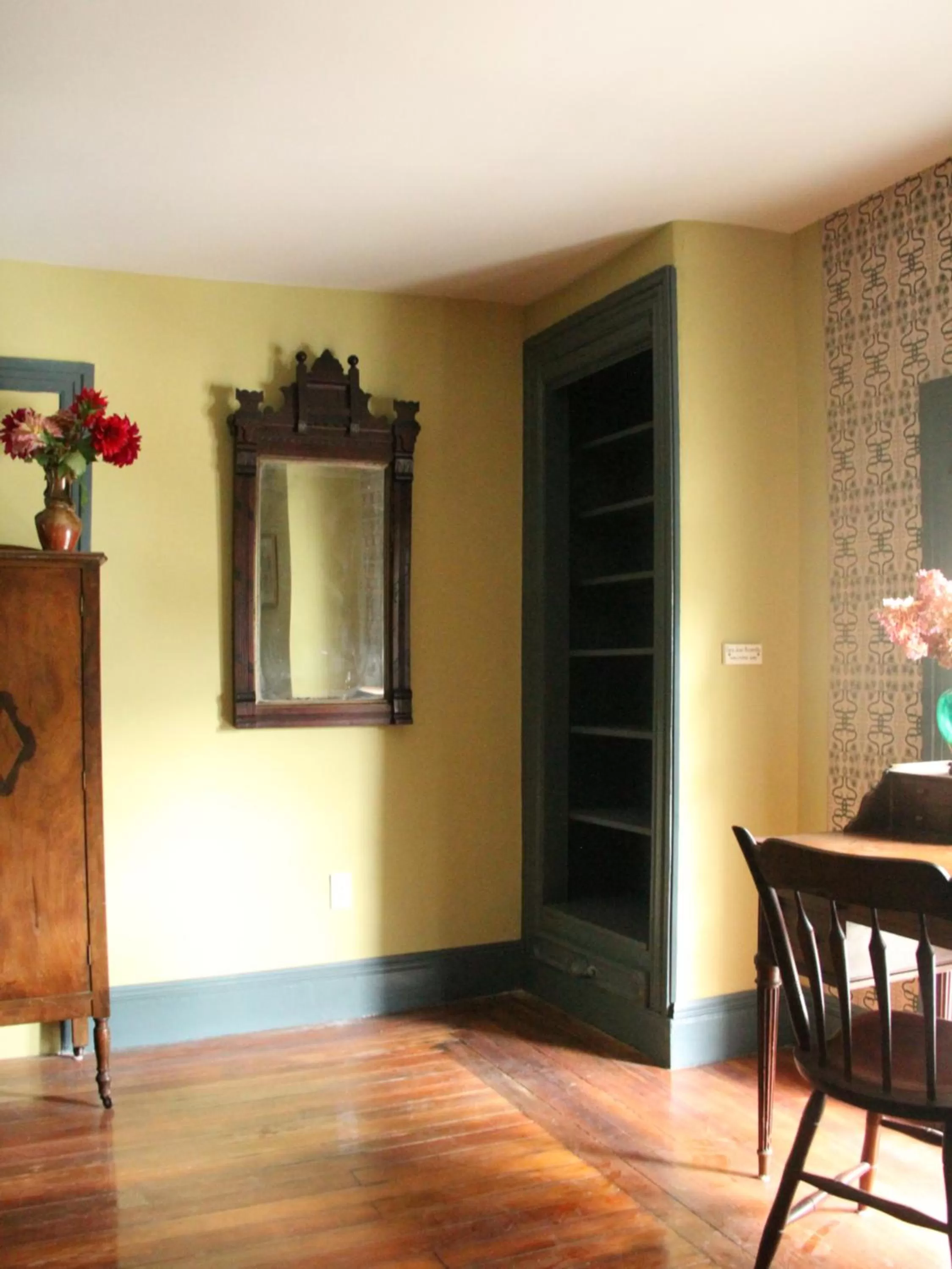 The Wedding Cake House