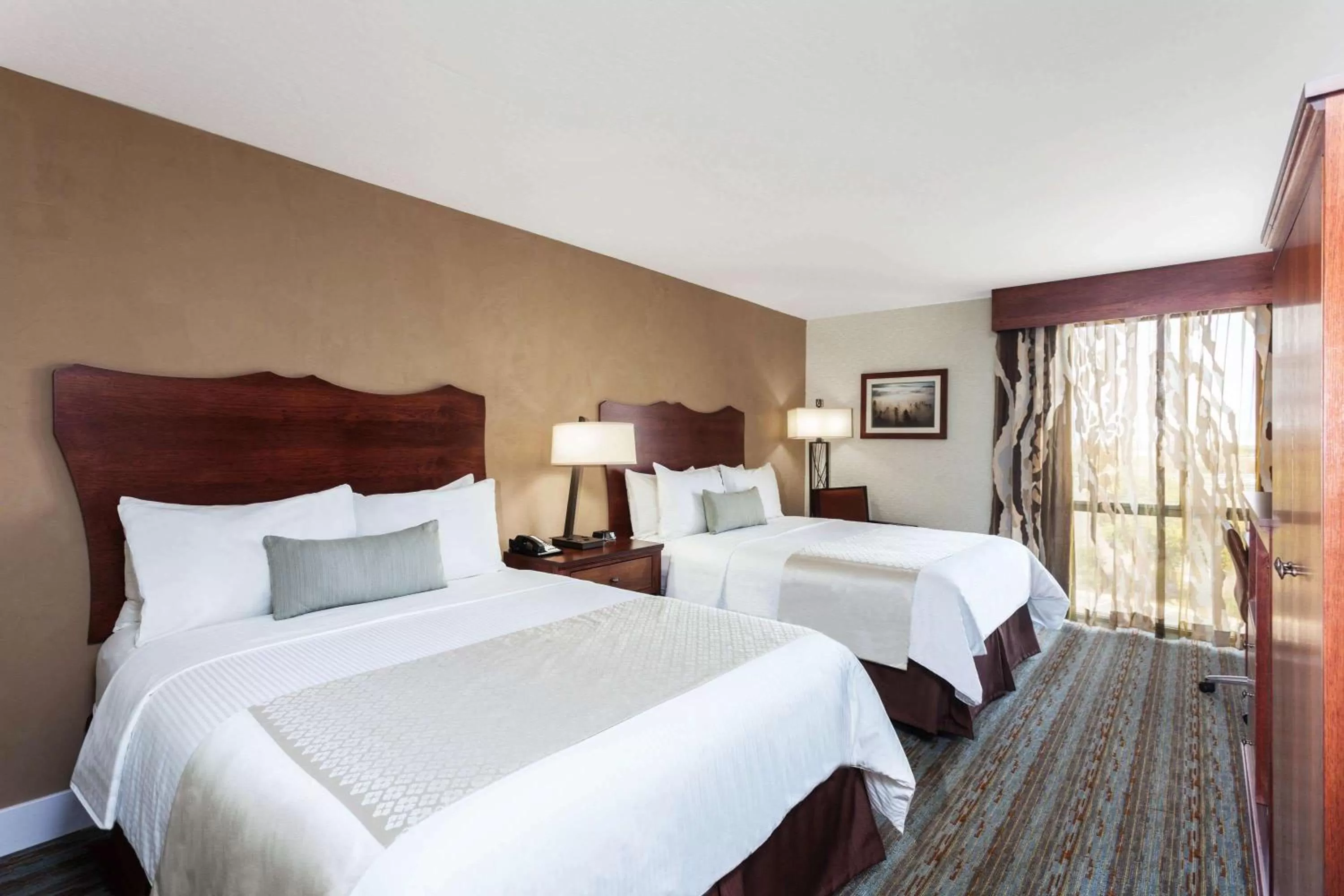 Queen Room with Two Queen Beds - Non-Smoking in Wyndham Visalia