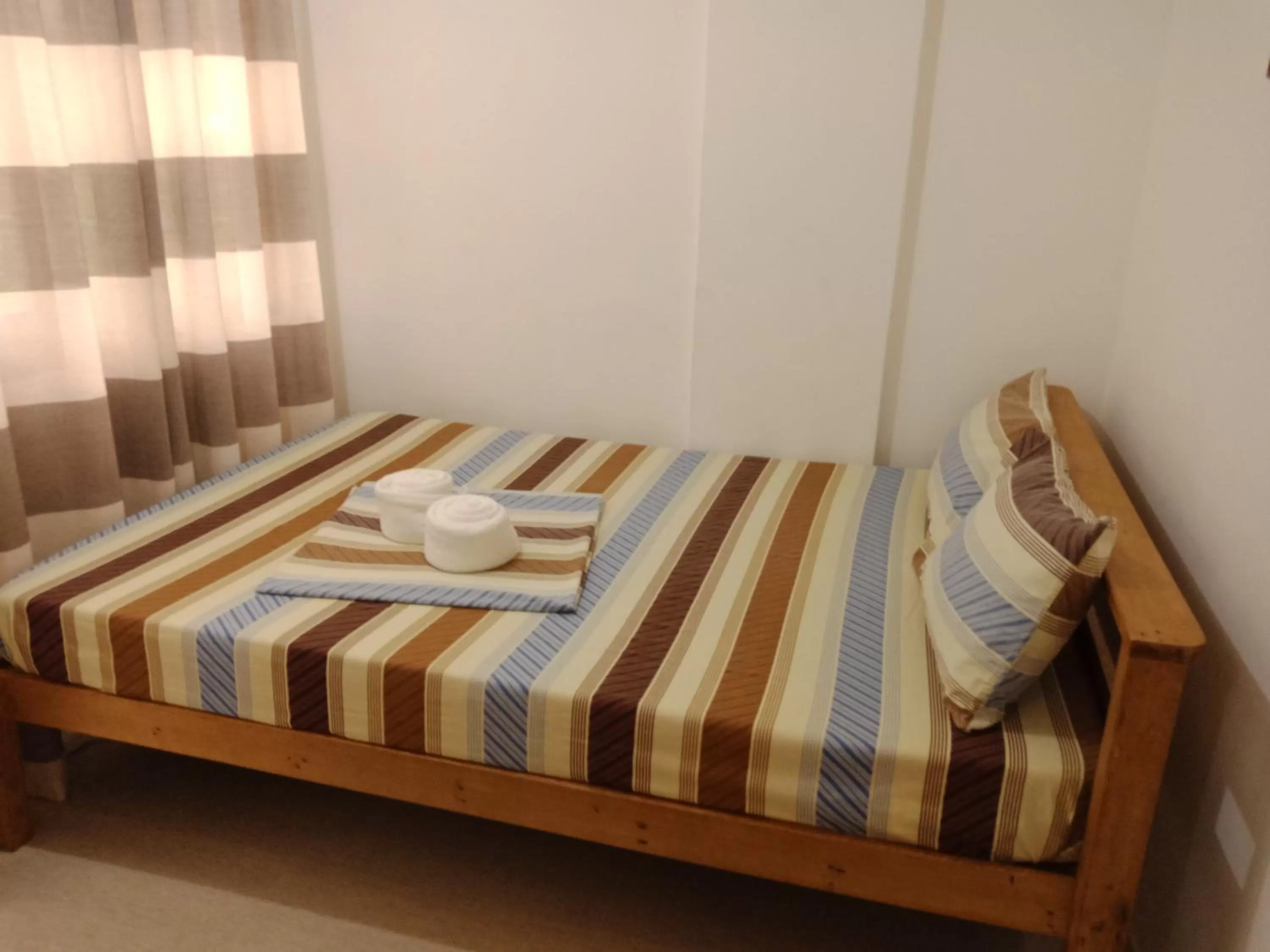 Bed in Victoria Beach House