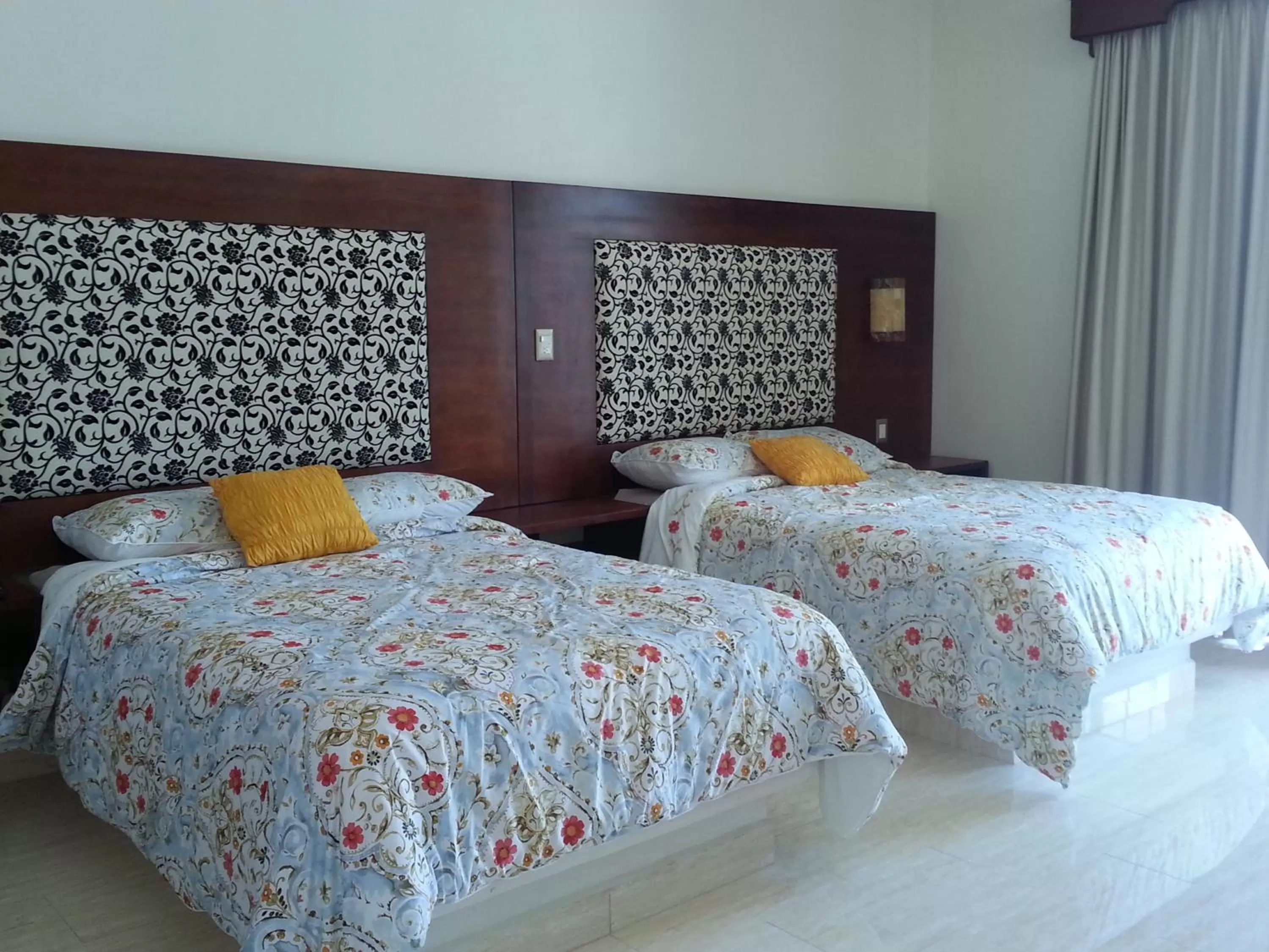 Day, Bed in Hotel Mariazel