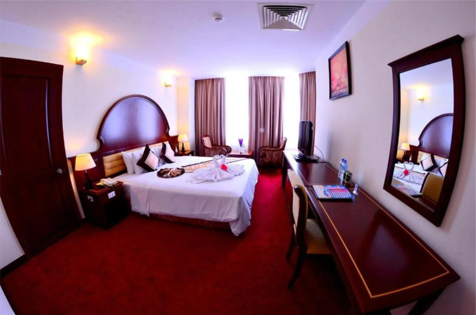 Bed in Sai Gon Phu Yen Hotel