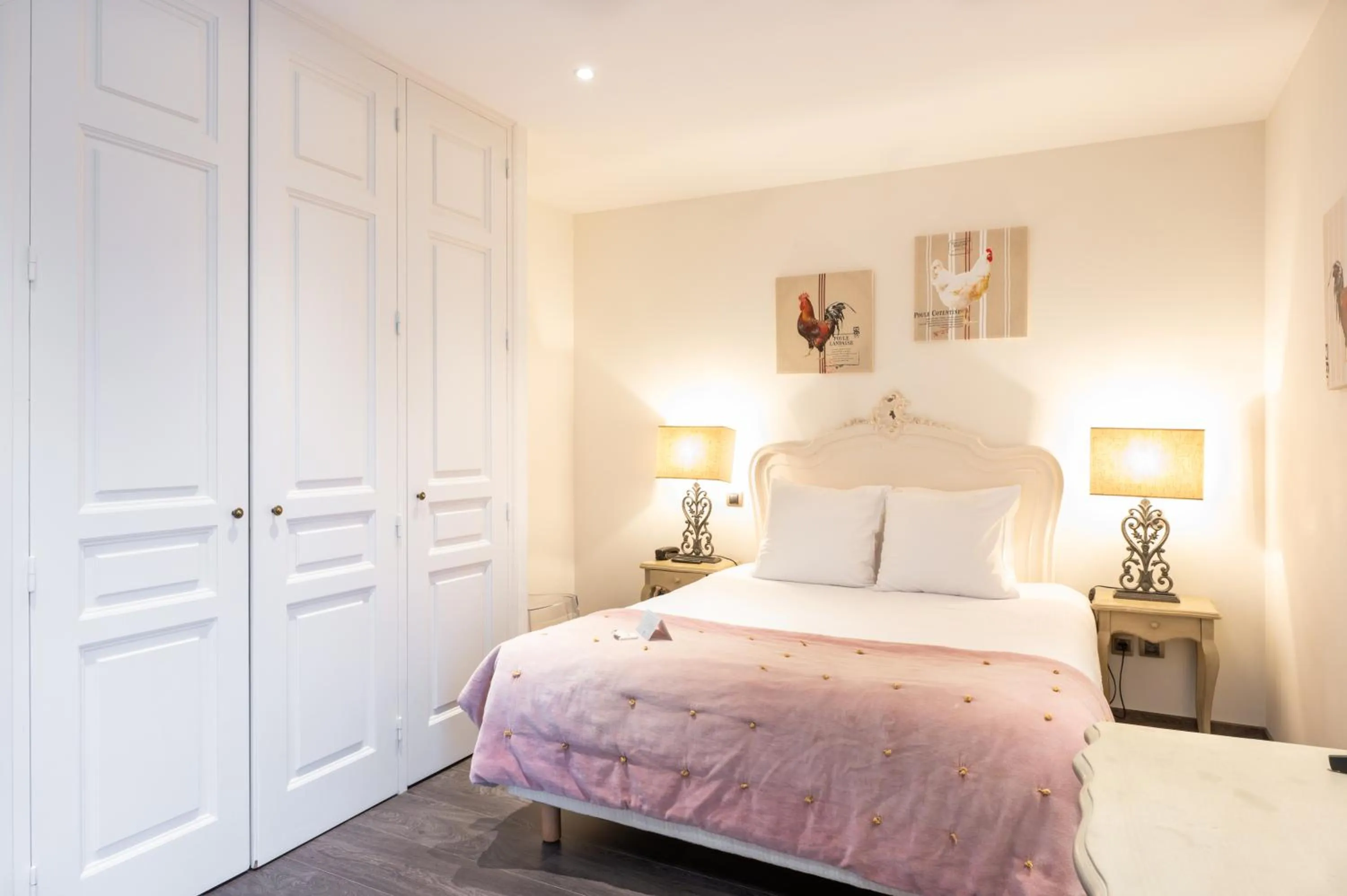 Bed in Le Domaine Du Colombier