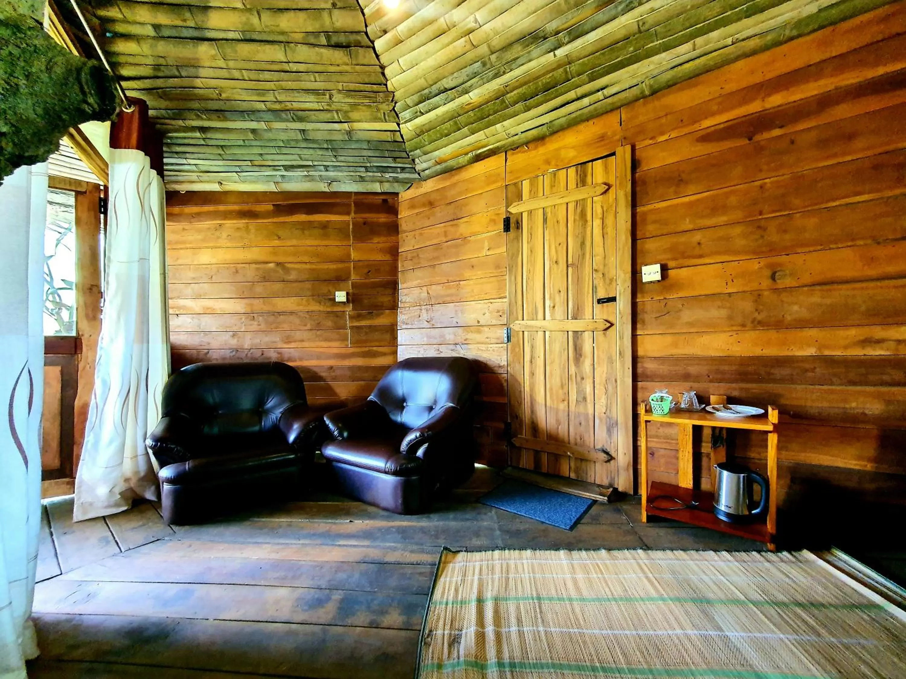 The Winsome & Tree House