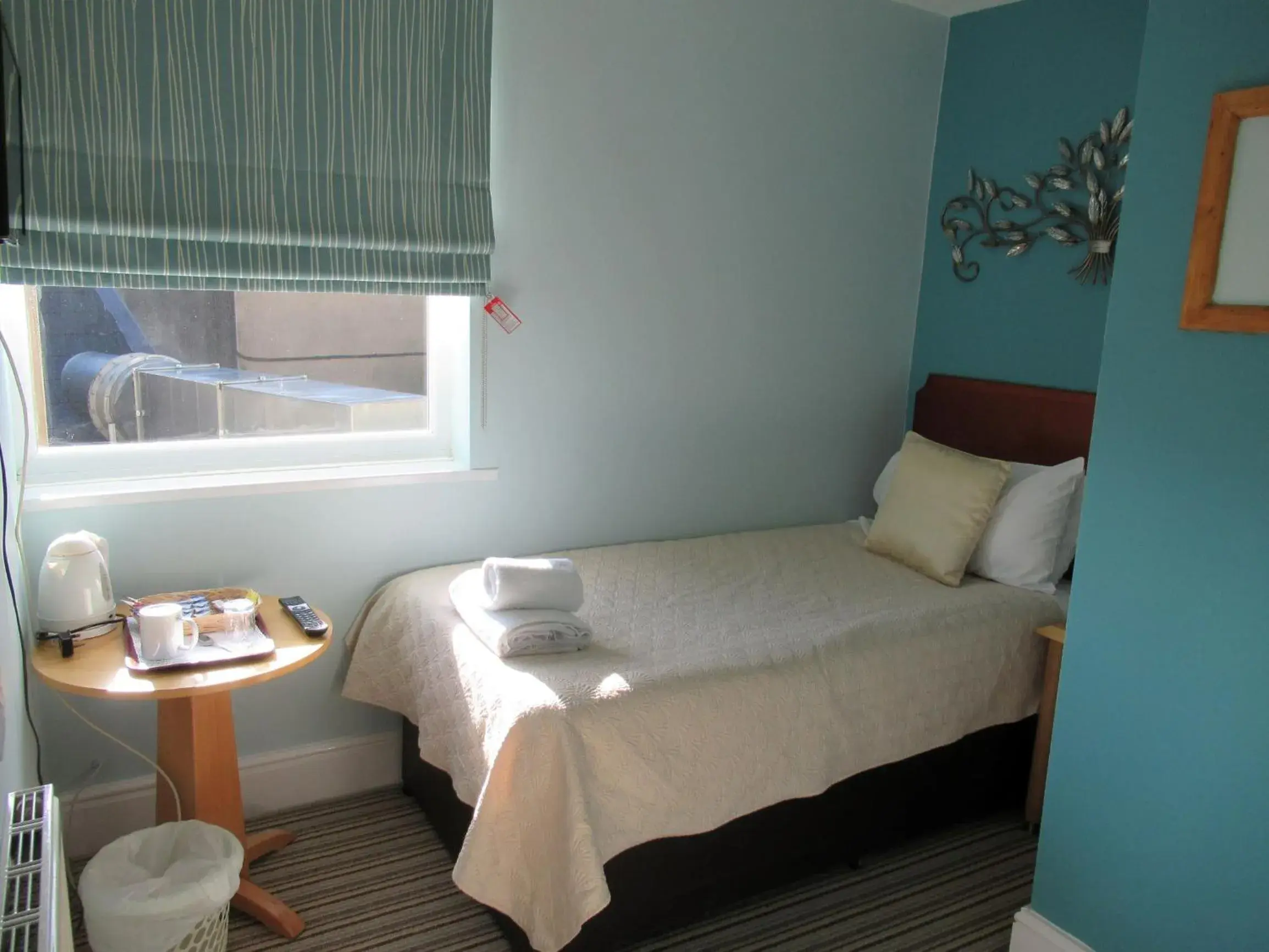 Single Room - single occupancy in The London Inn Single Room - single occupancy in The London Inn