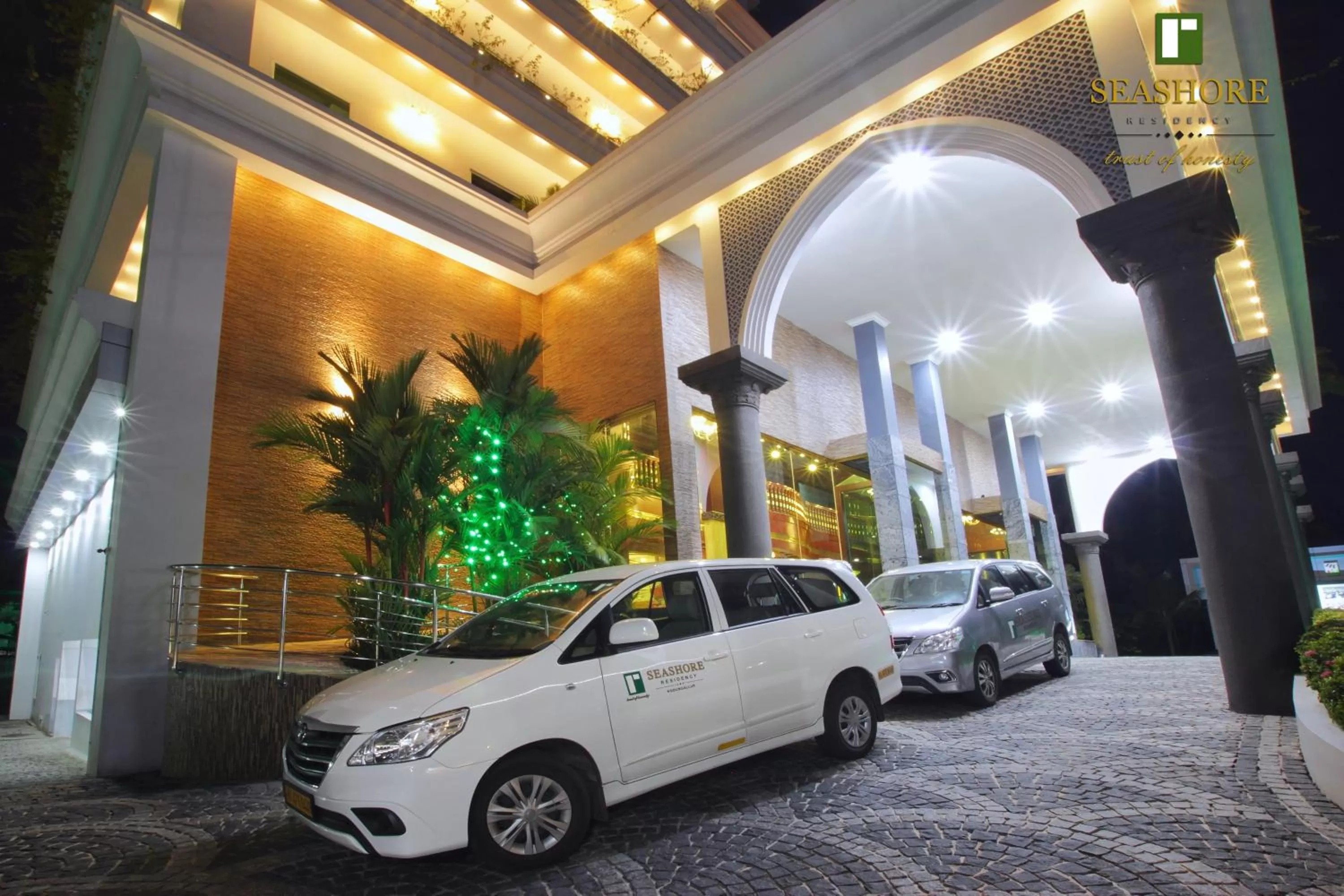 Facade/entrance in Seashore Residency