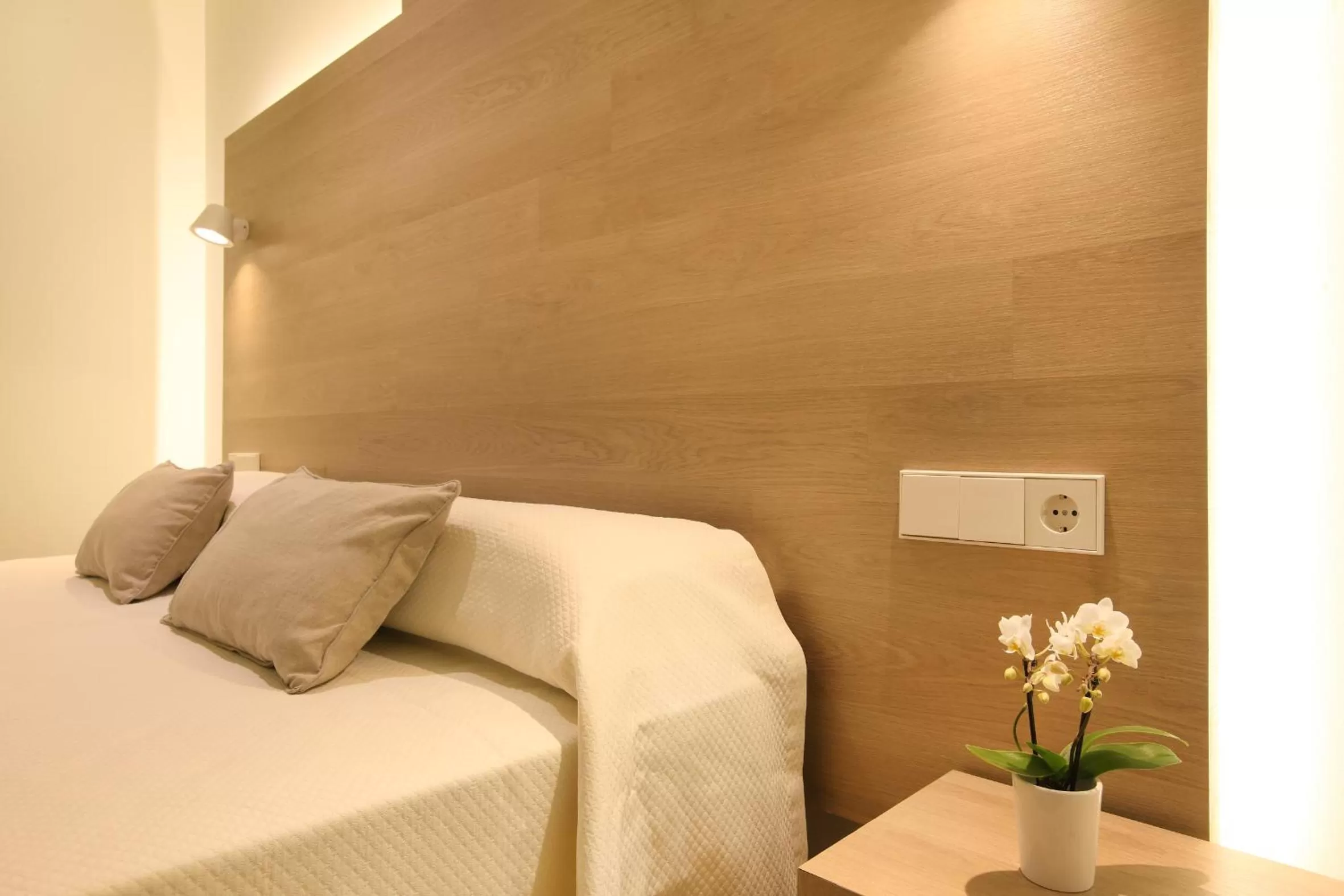 Bed in Hotel Carlos I