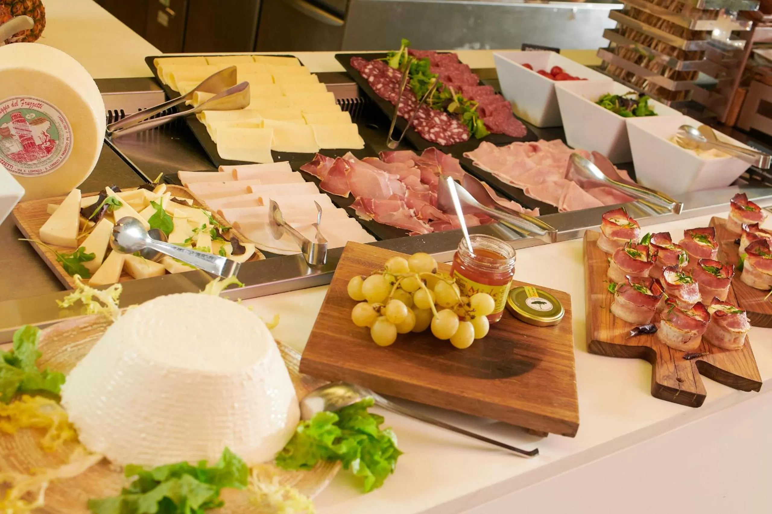 Continental breakfast in San Ranieri Hotel