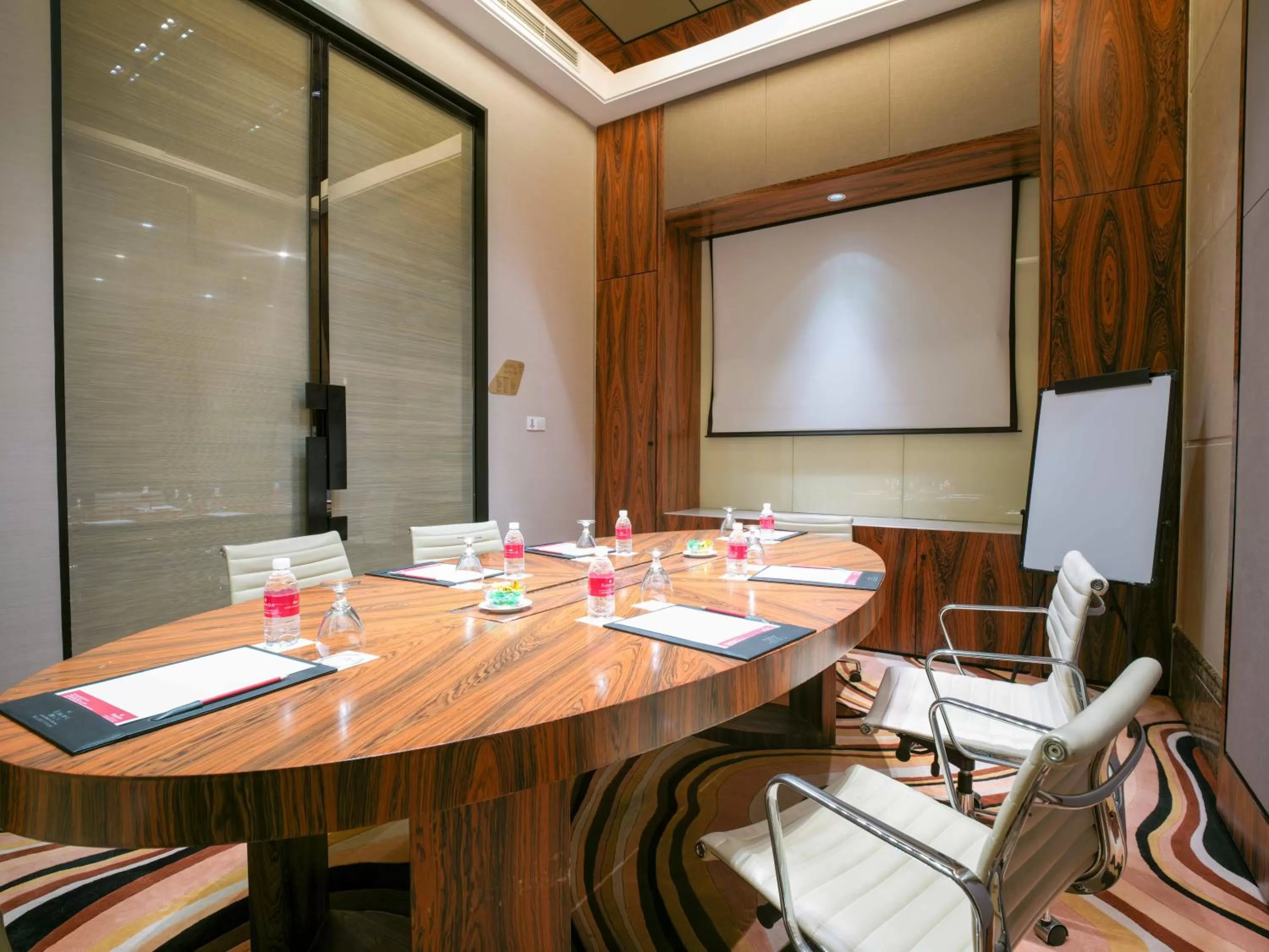 Meeting/conference room in Ramada Plaza Shanghai Pudong Airport