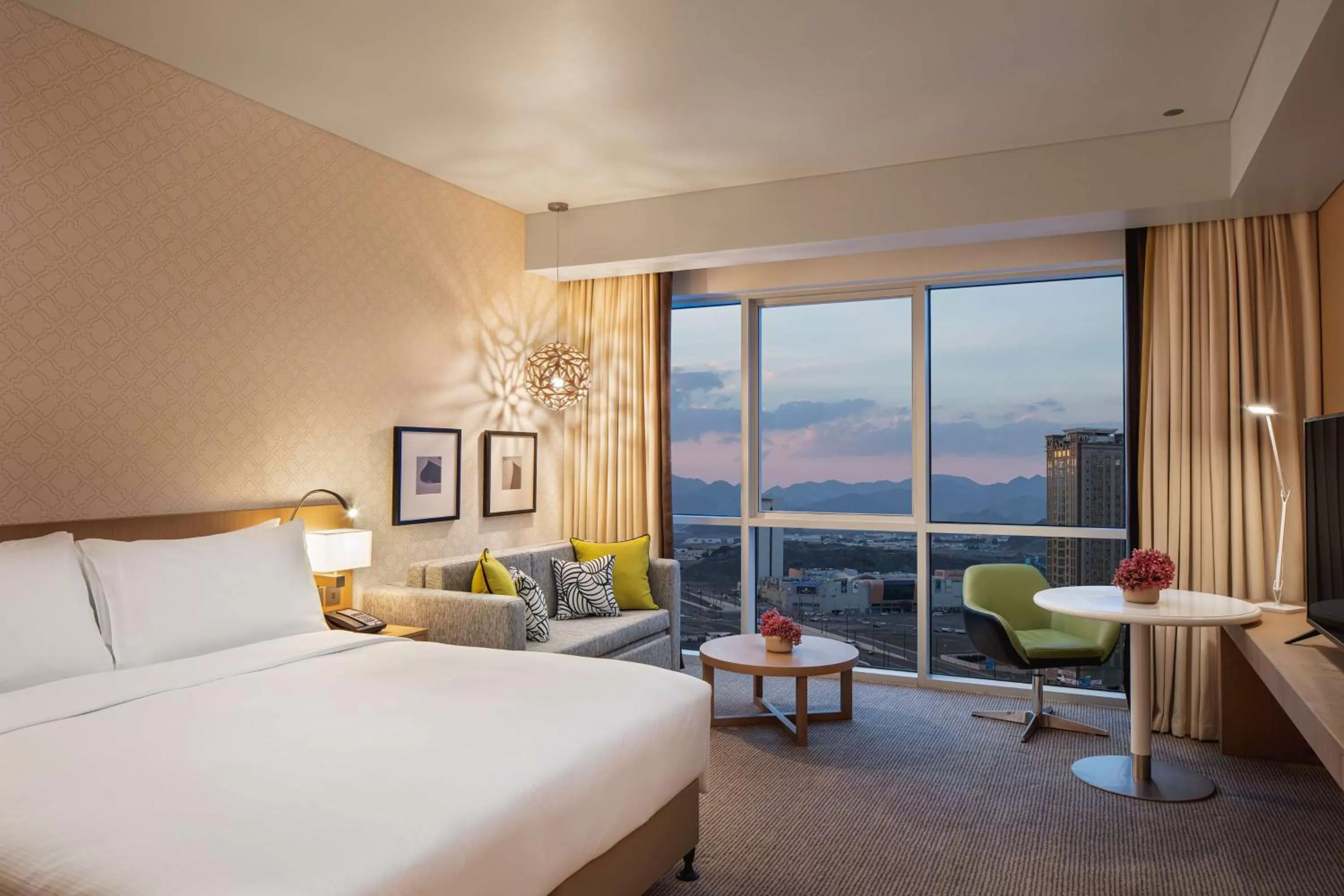 Bedroom, Bed in Doubletree By Hilton Fujairah City