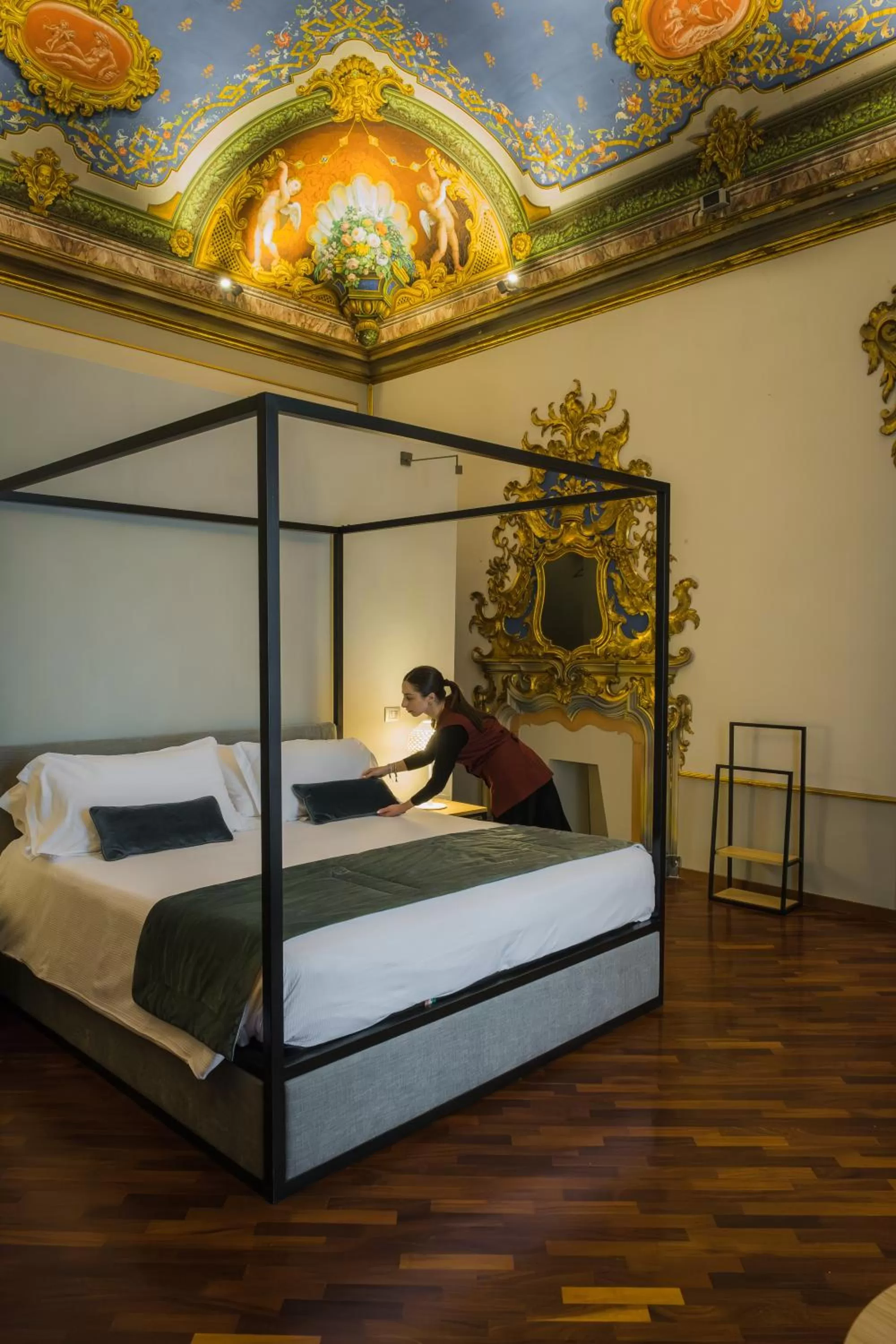 Bed in Bosone Palace