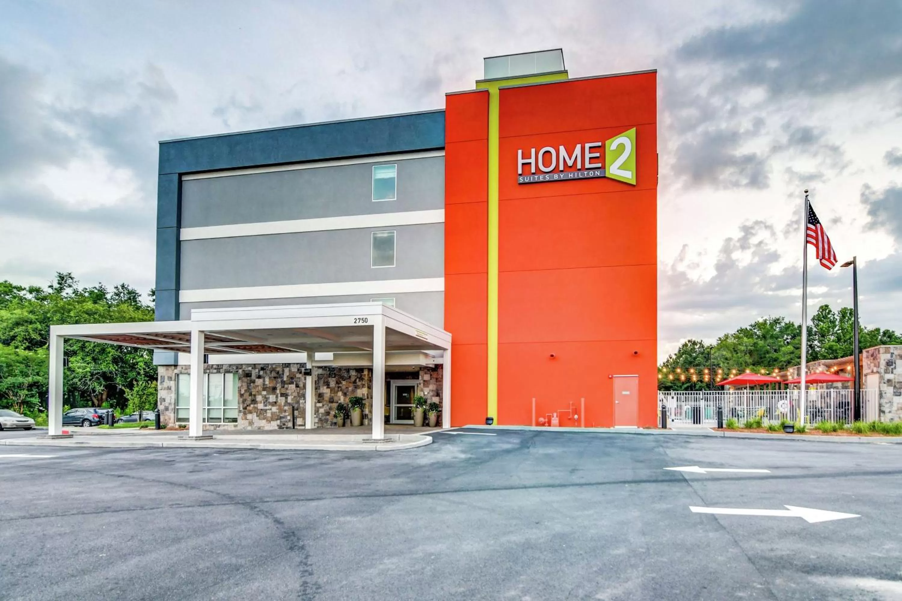 Property building in Home2 Suites By Hilton Foley