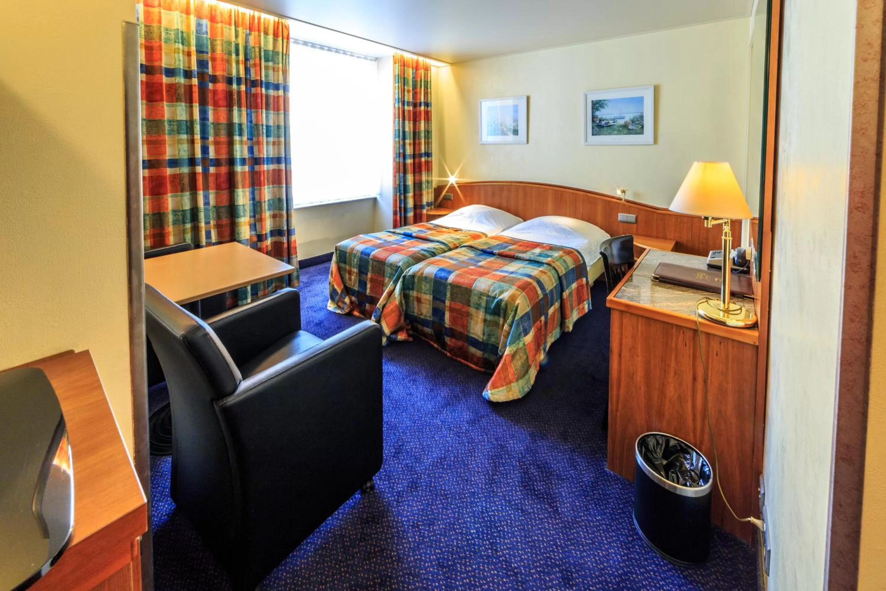 Bedroom, Bed in Hotel Pacific