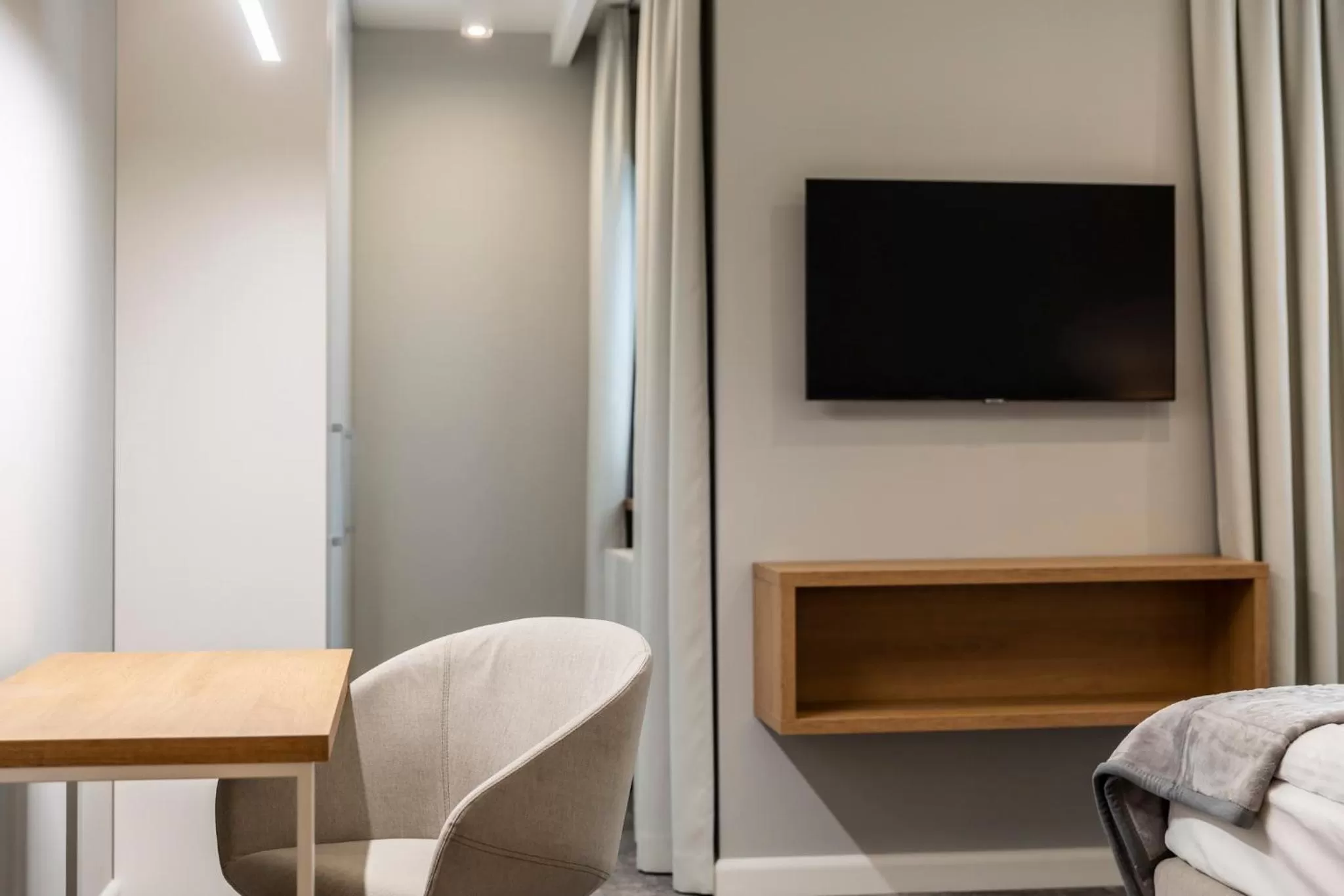 TV and multimedia in Royal Hill Residence