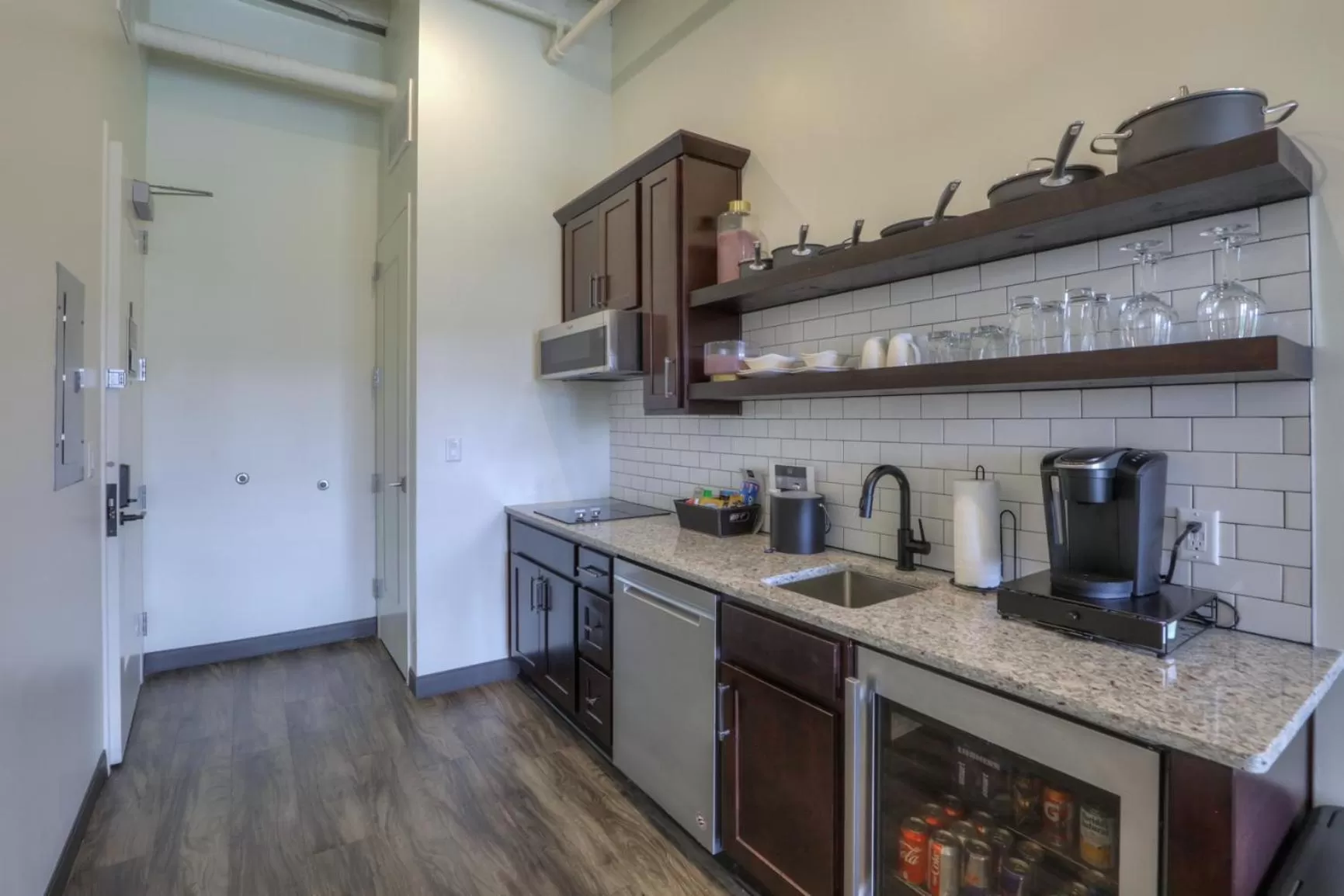 Kitchen or kitchenette in Studio 154 Hotel