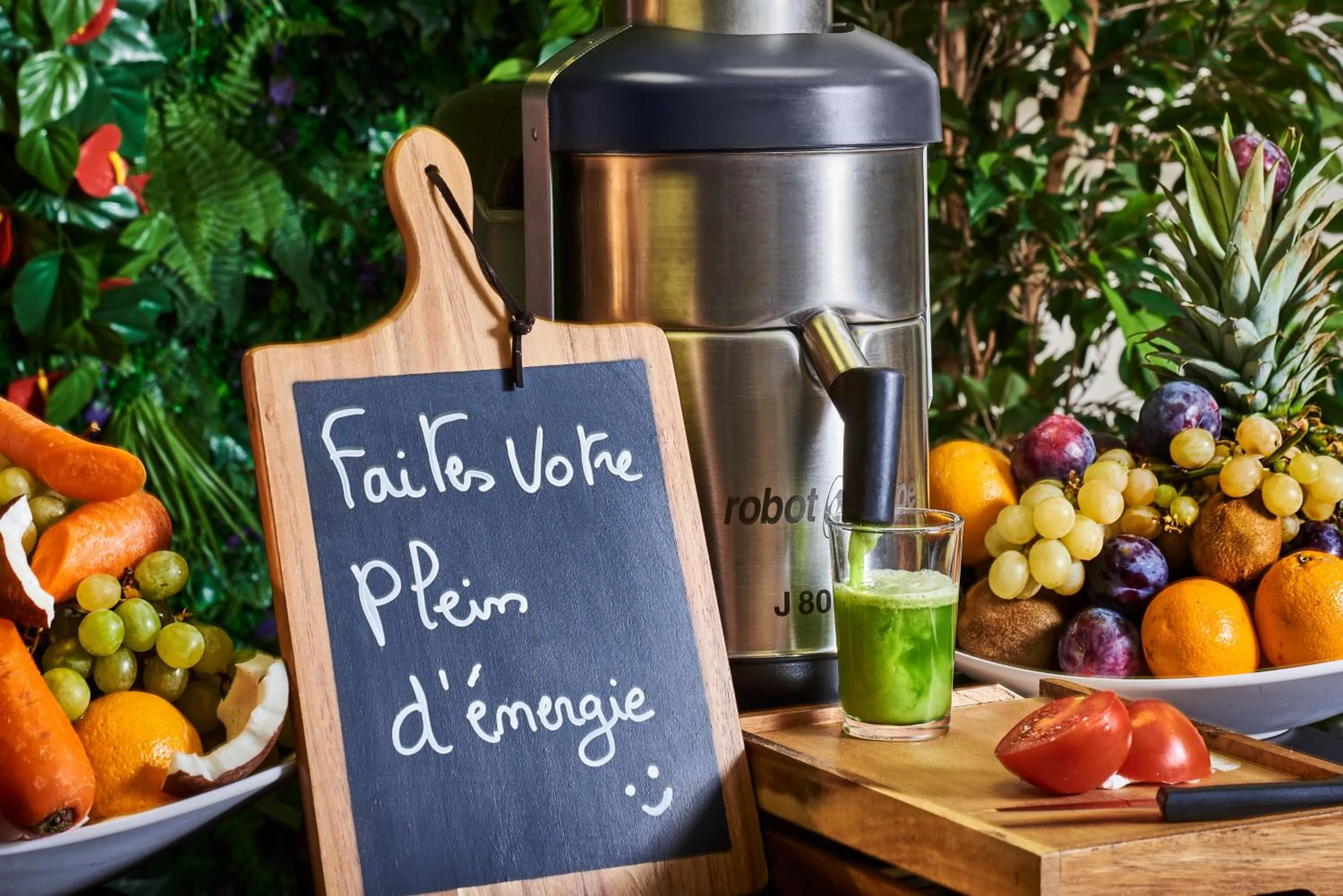 Buffet breakfast in Campanile PRIME - Arcueil