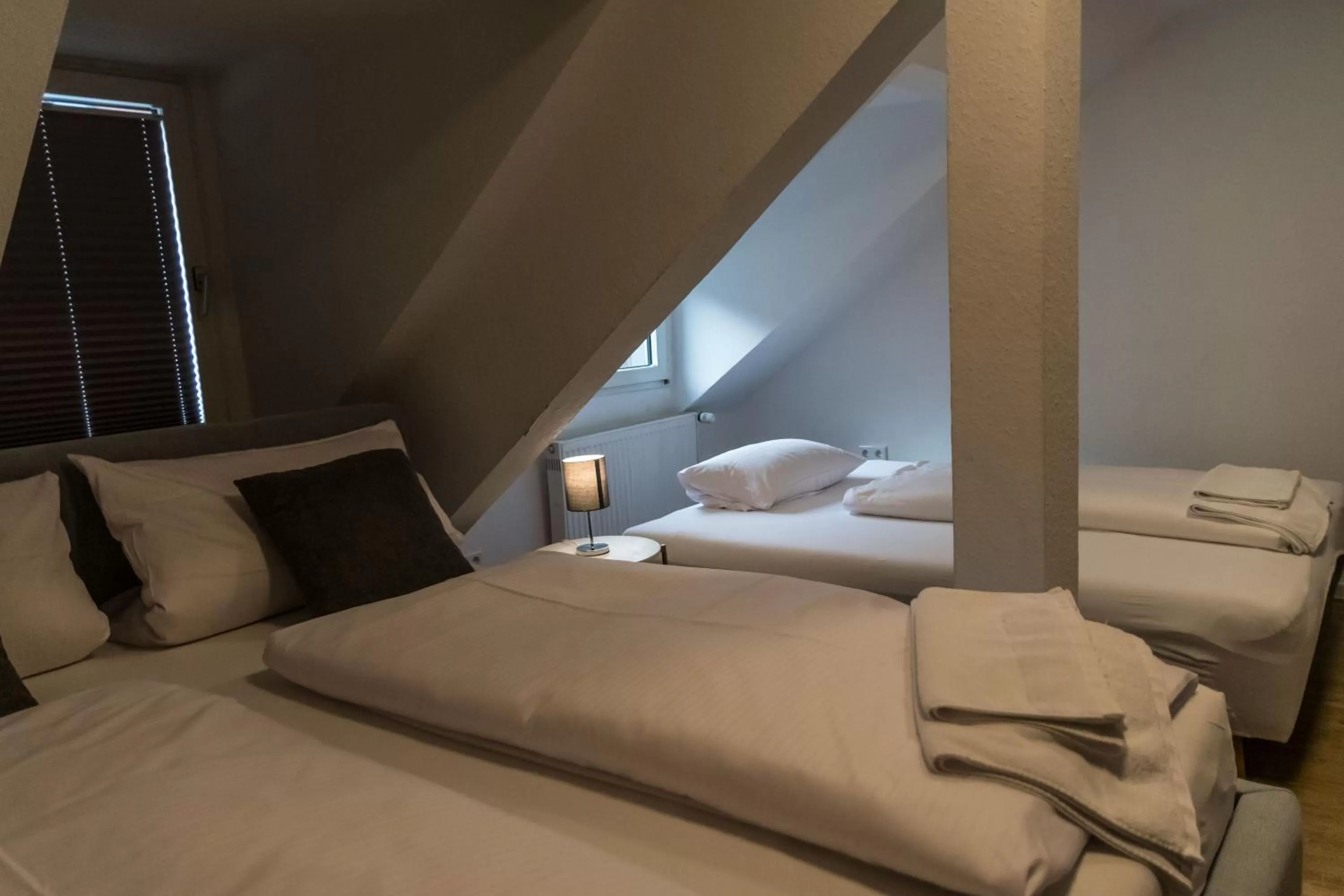 Bed in Altstadt Hotel Self Check-In