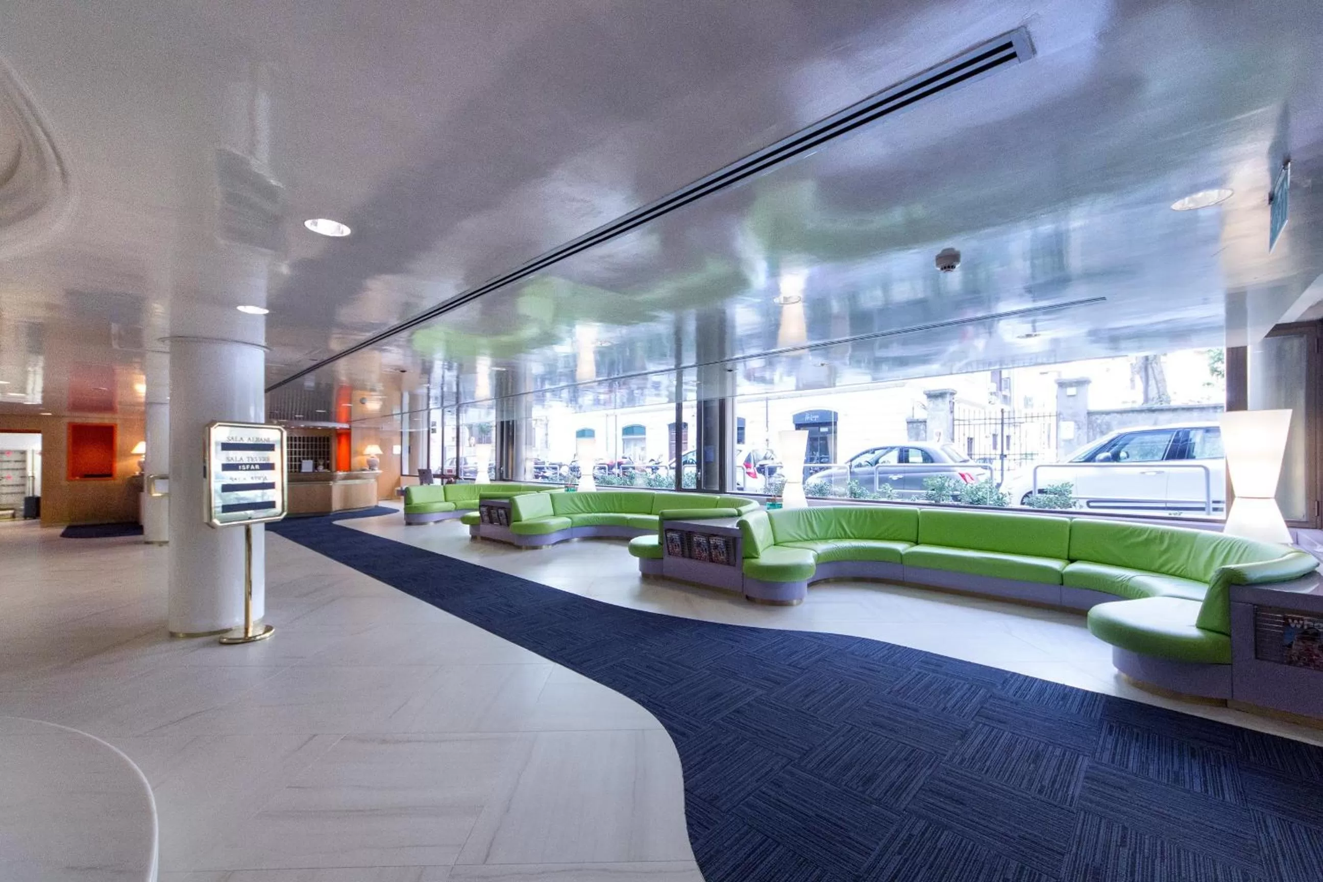 Lobby or reception in Albani Hotel Roma