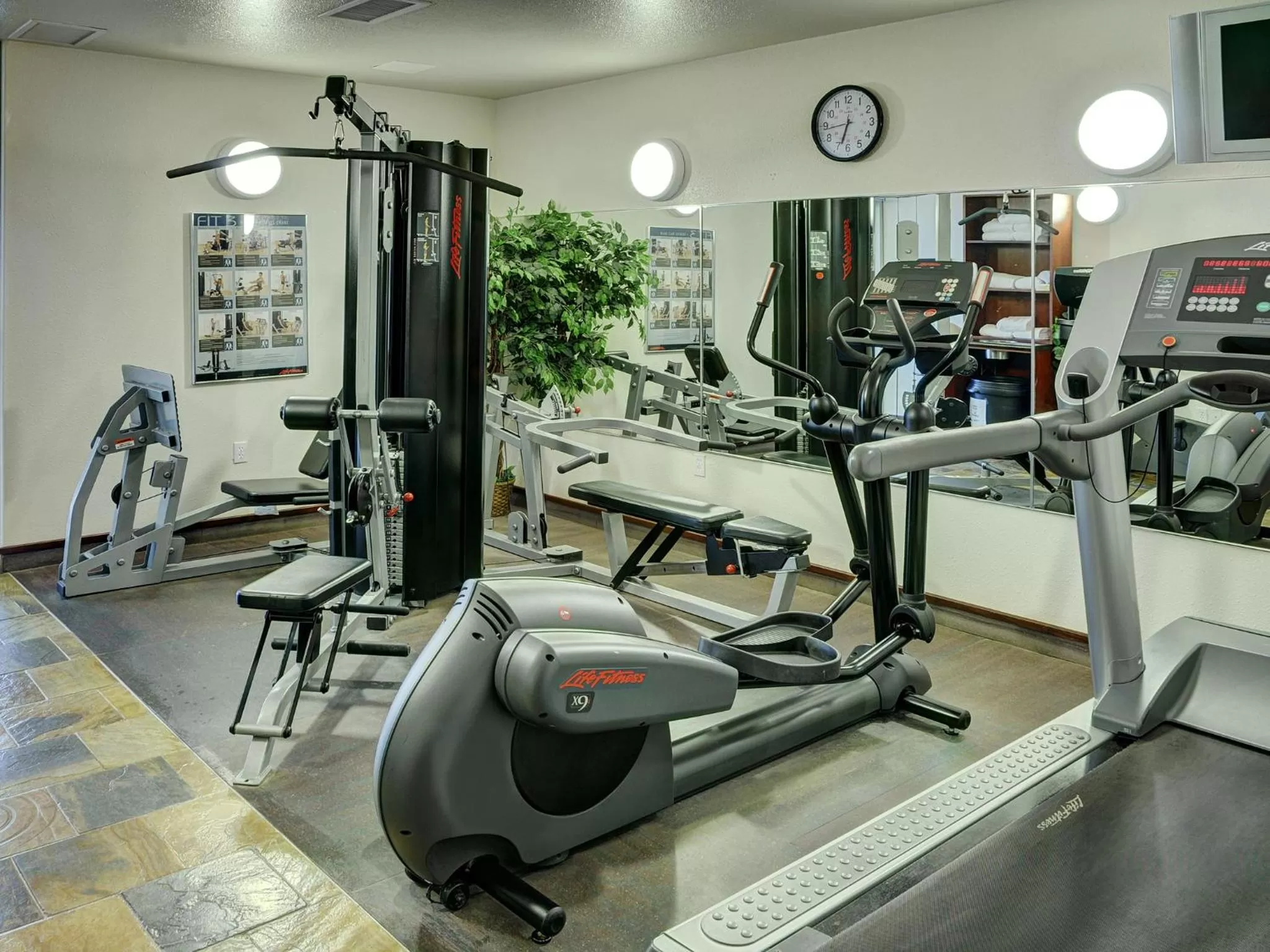 Fitness centre/facilities in Lakeview Inns & Suites - Slave Lake