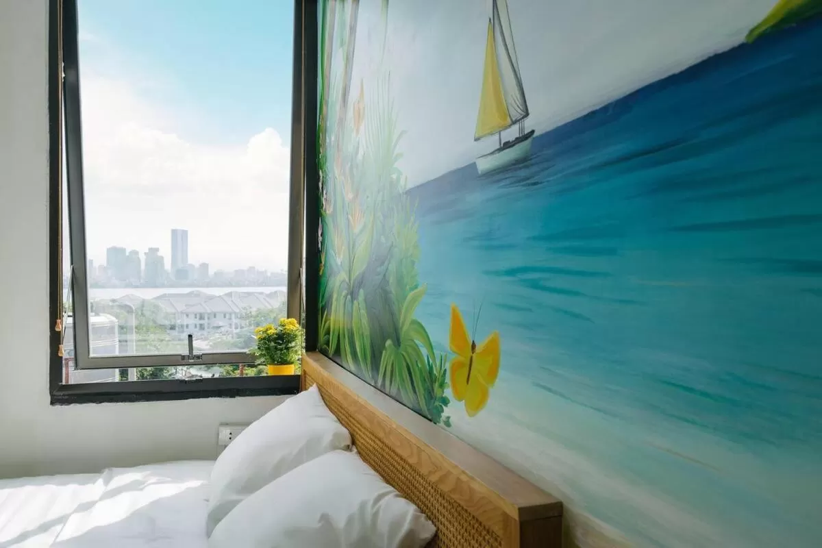 Lake view, Bed in Eden Westlake Hotel