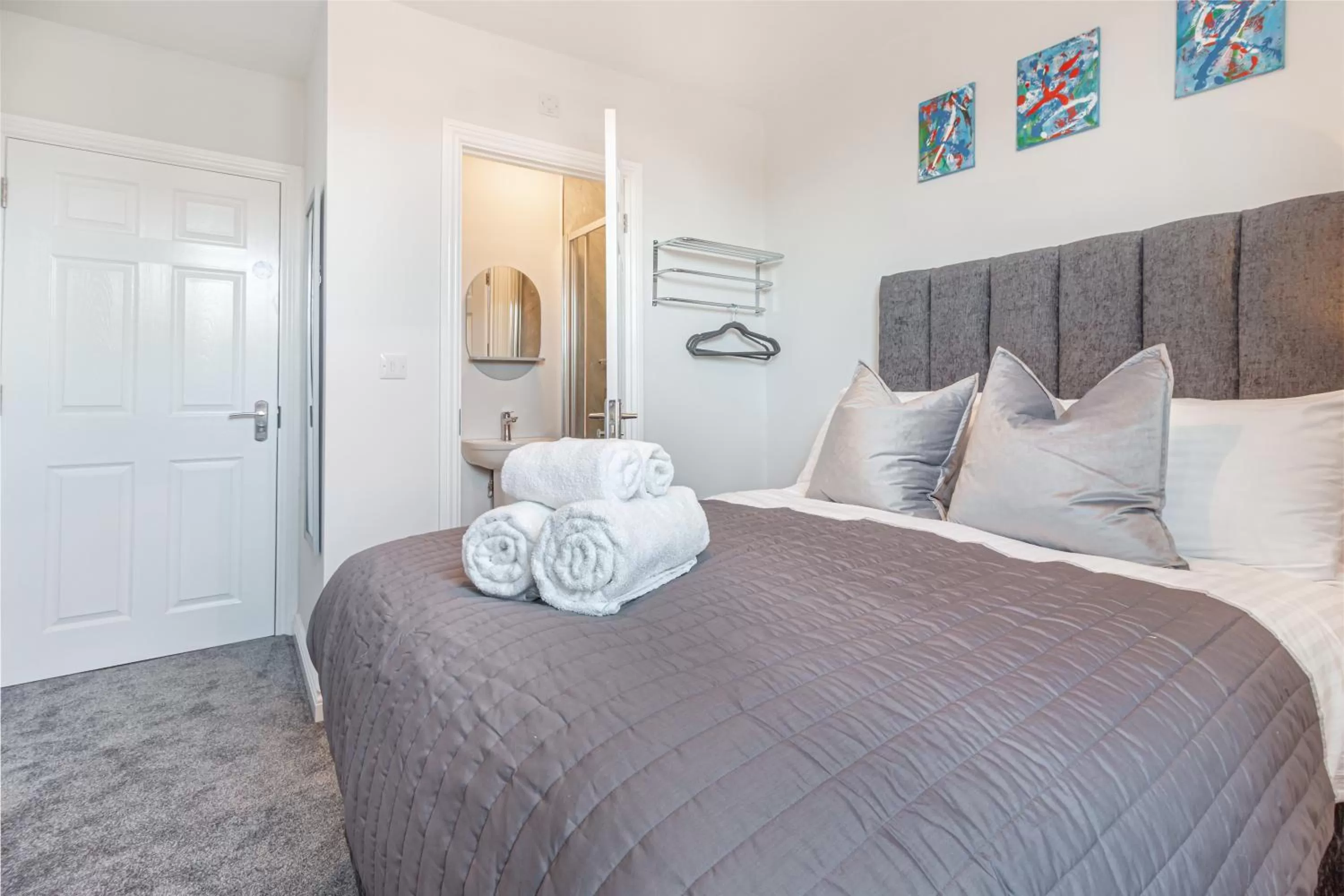 Bed in Host & Stay - The Bull Inn, 3 Double Rooms