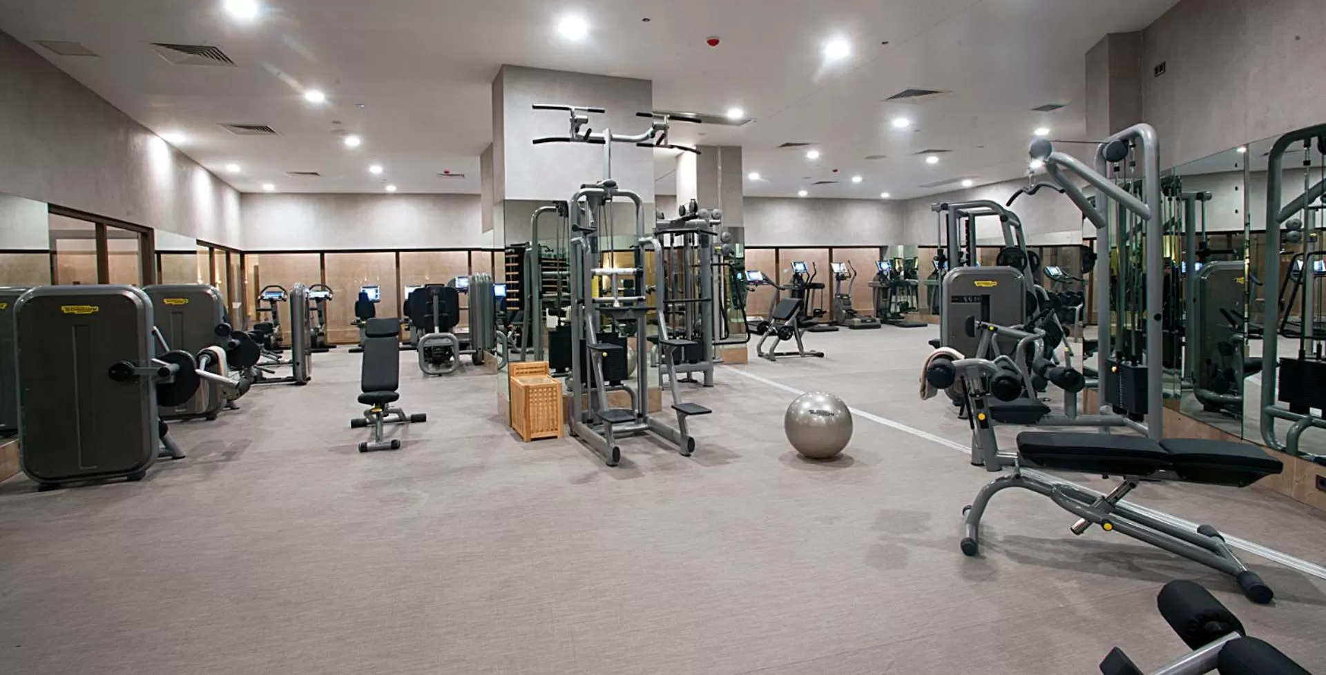 Fitness centre/facilities in Cevahir Hotel Istanbul Asia