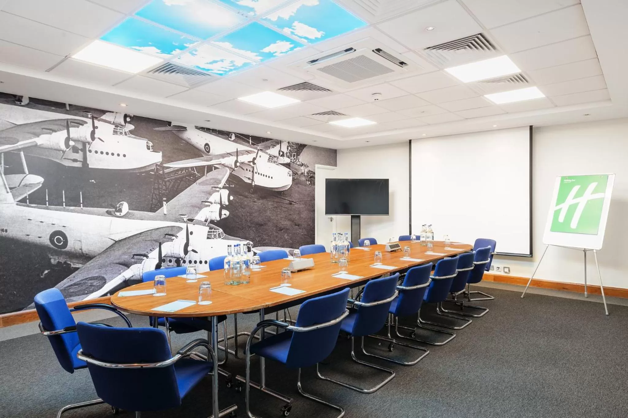 Meeting/conference room in Holiday Inn Rochester-Chatham by IHG