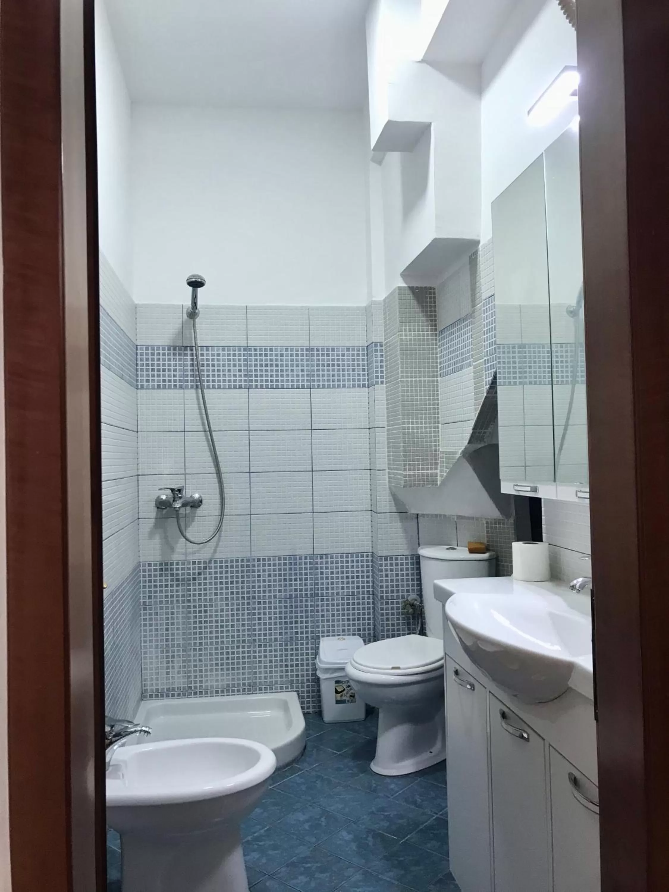 Bathroom in Vila Gjoni