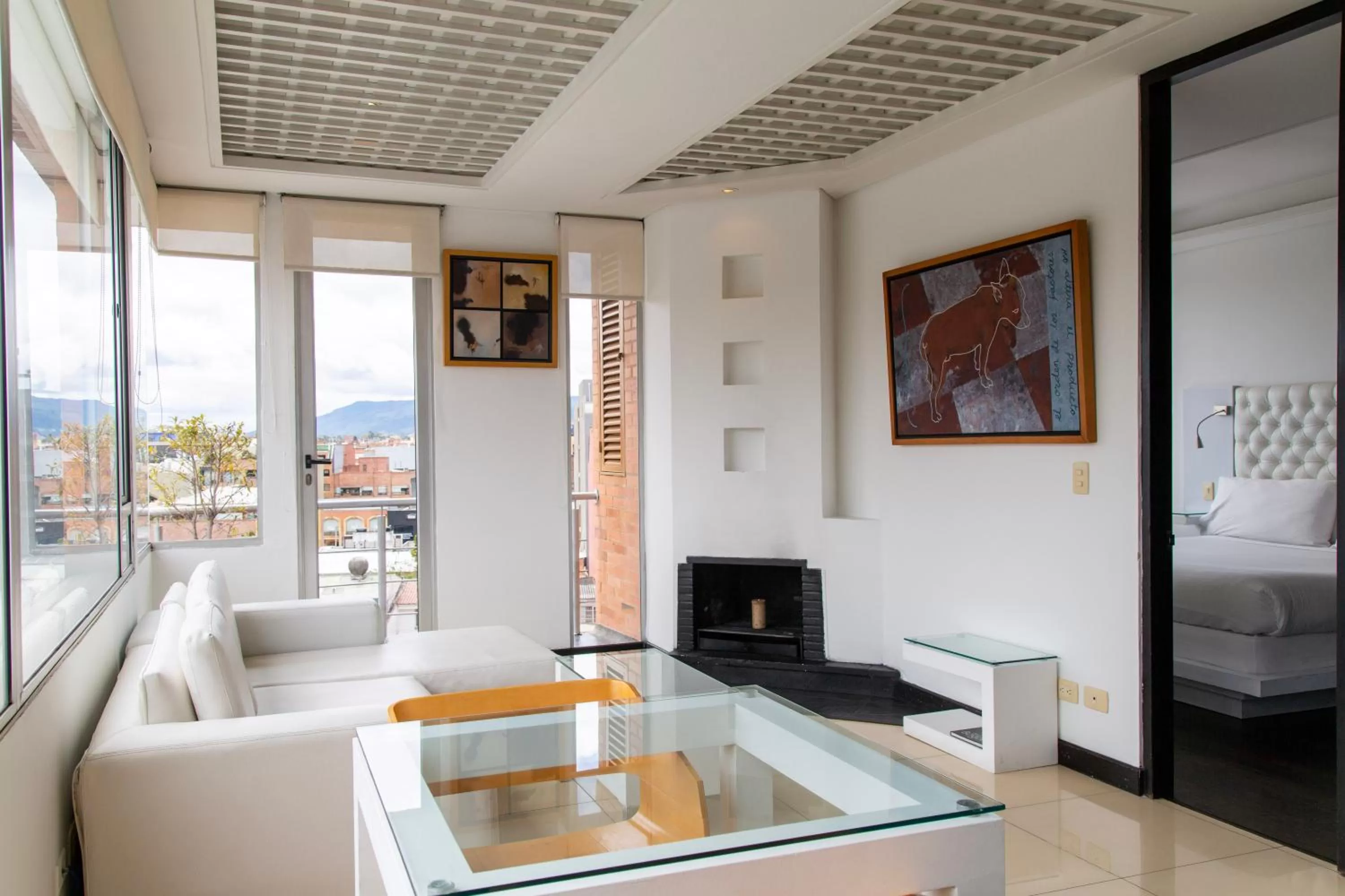 Living room in Hotel 104 Art Suites