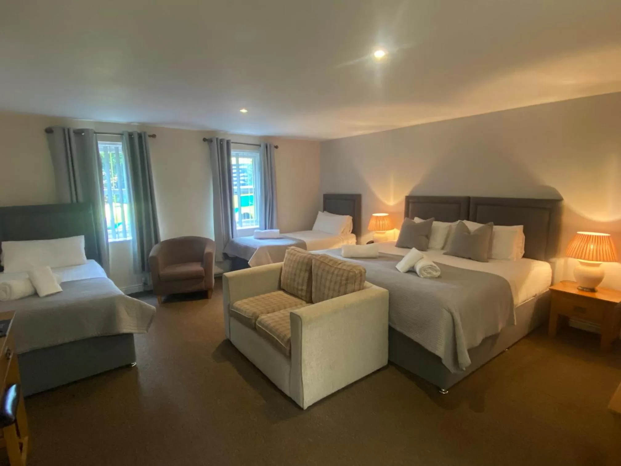 Bed in The Oaks Hotel