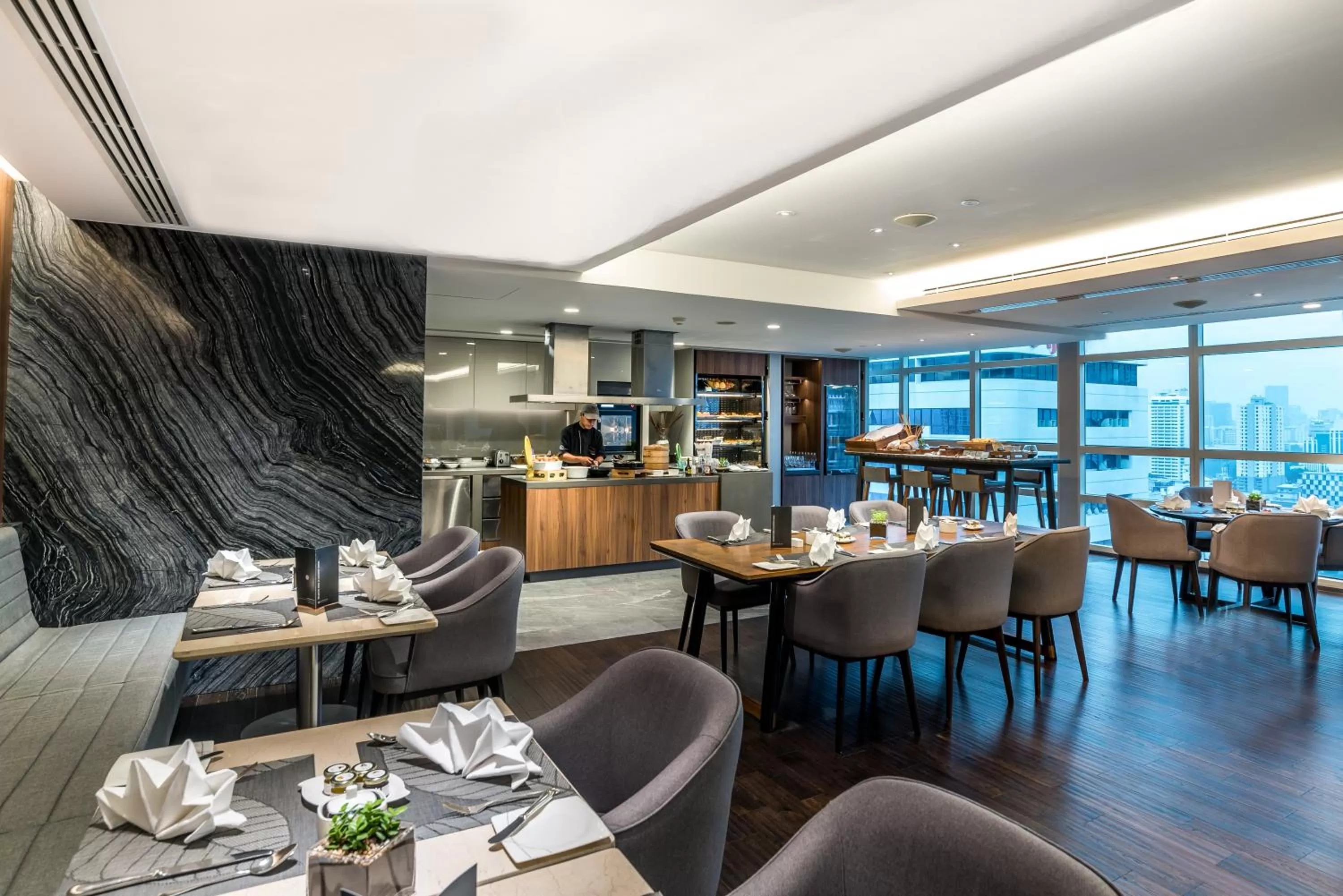 Coffee/tea facilities in Pullman Bangkok King Power