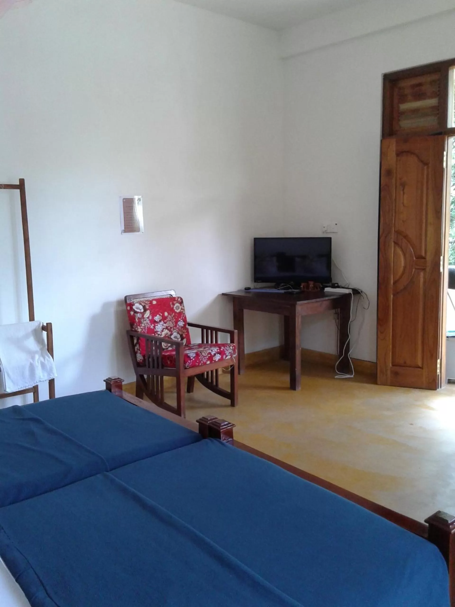 Decorative detail, Bed in The Blue View Ella