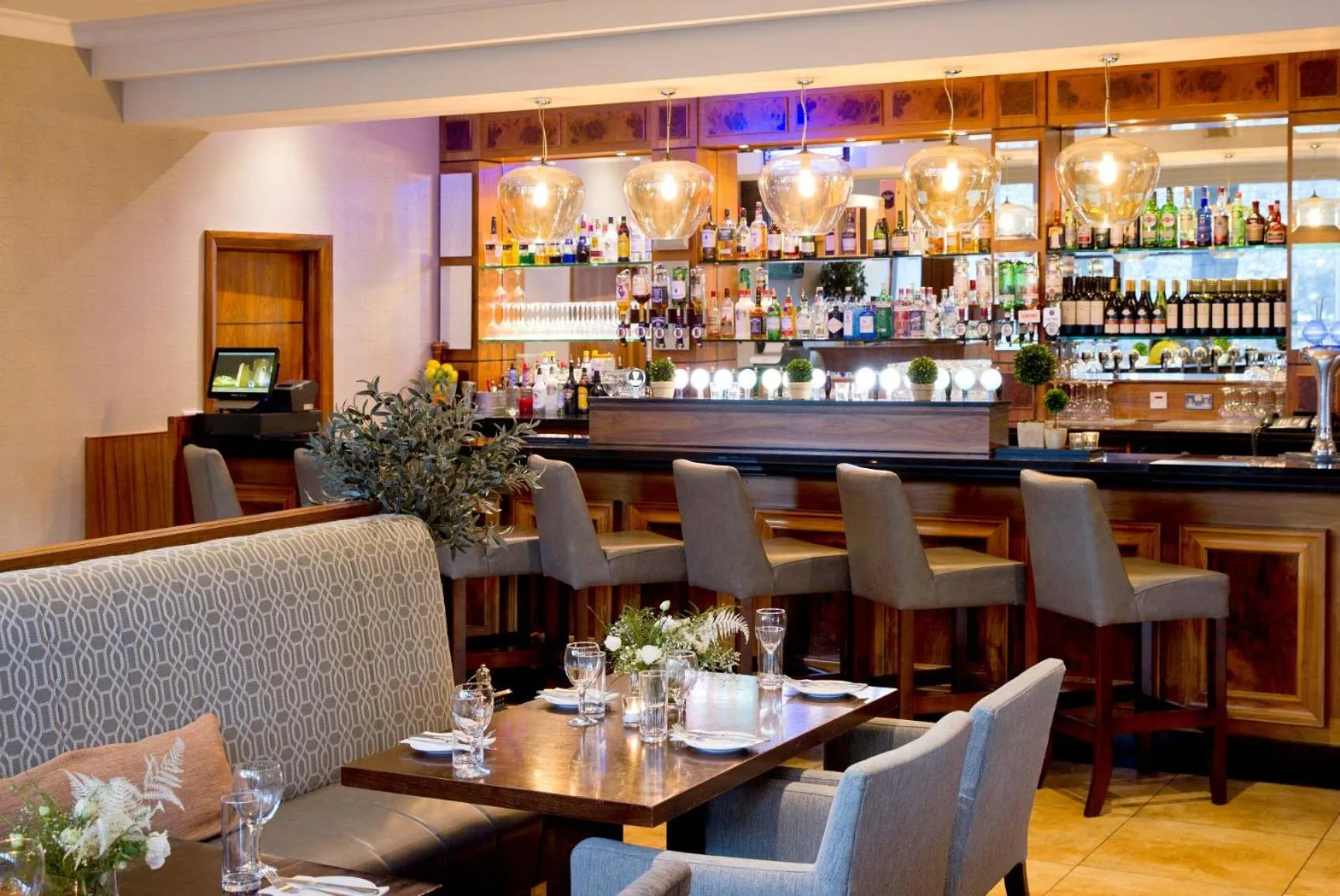 Restaurant/places to eat in Trim Castle Hotel