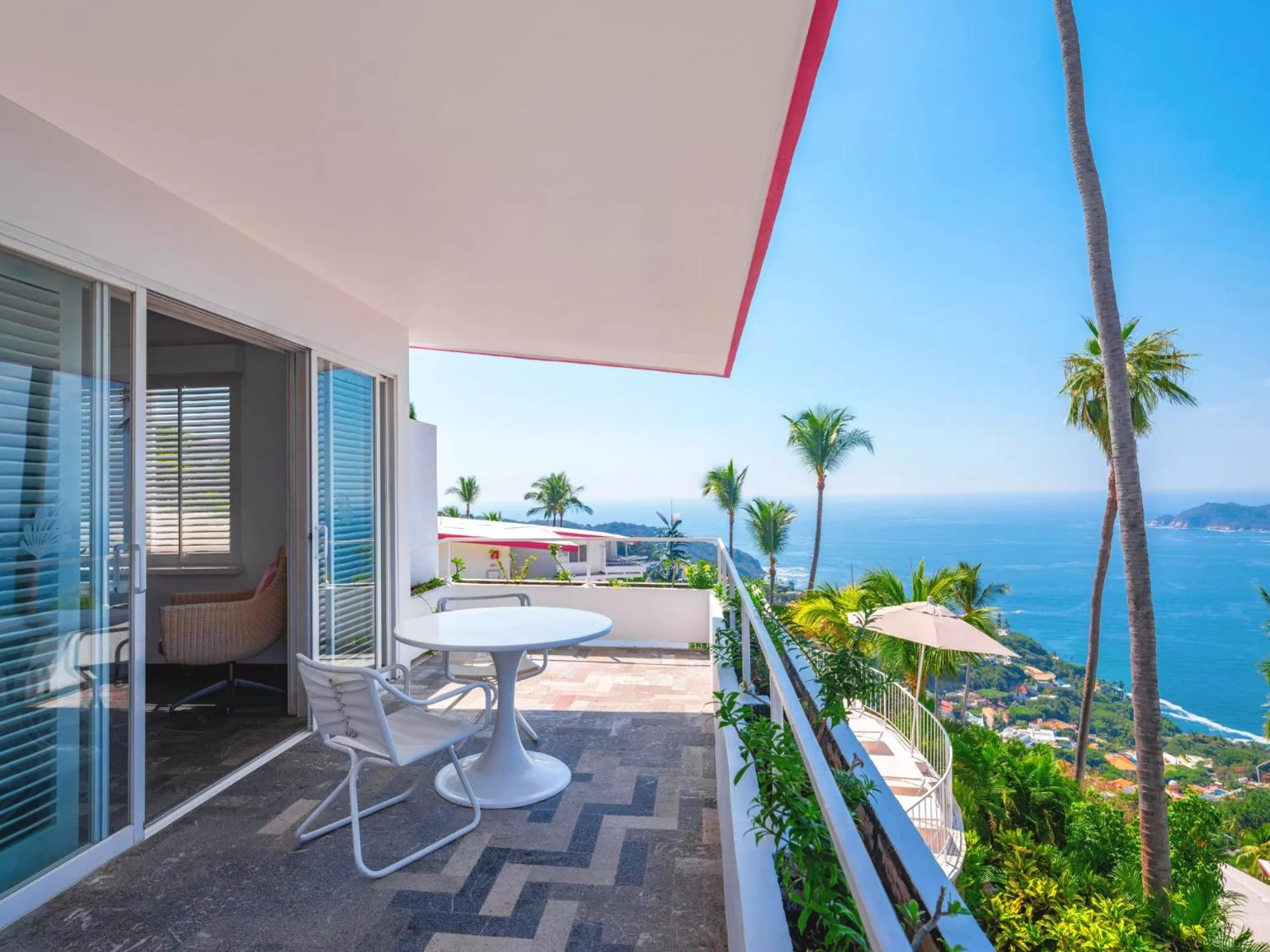 Balcony/Terrace in Las Brisas Acapulco