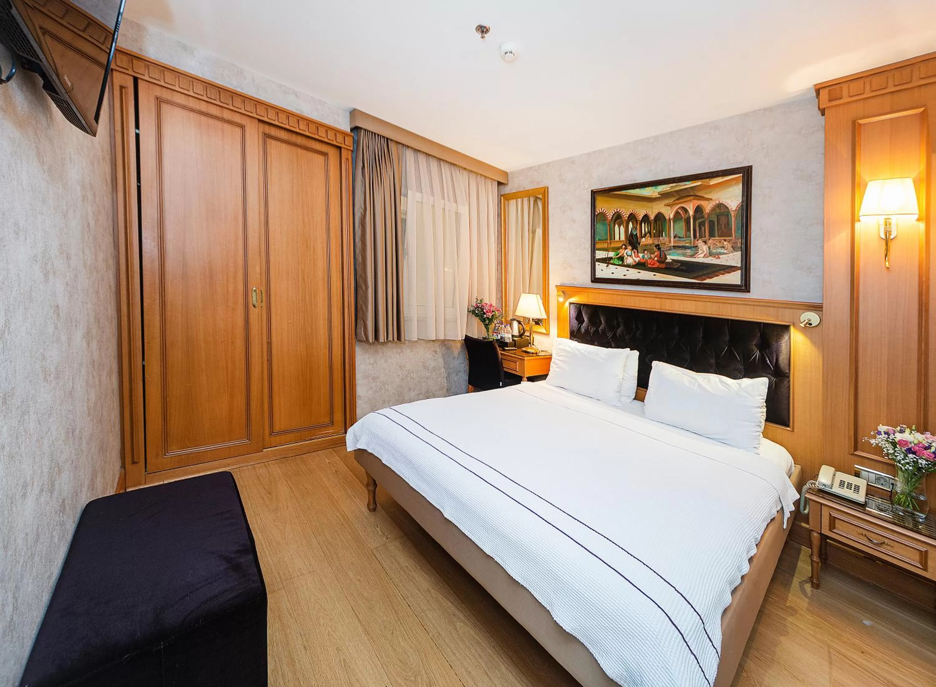 Bed in Aprilis Hotel - Special Category