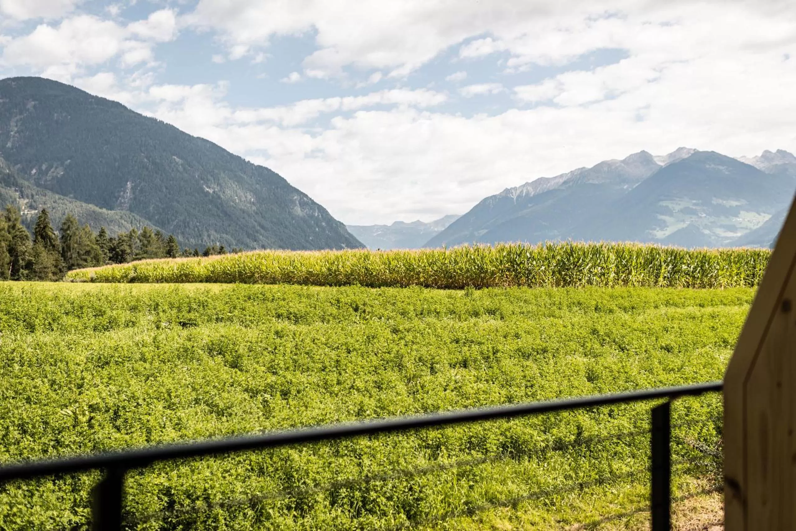 Property building in Hotel Wochtla Buam Aktivhotel am Kronplatz mit Sauna