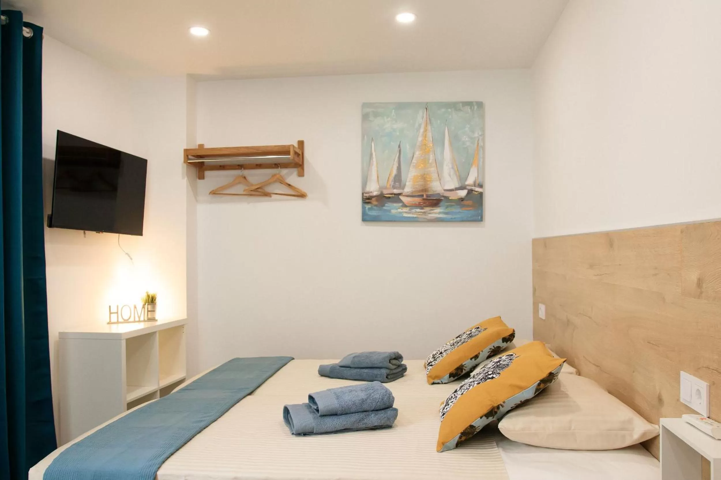 TV/Entertainment Center in Heaven Sea