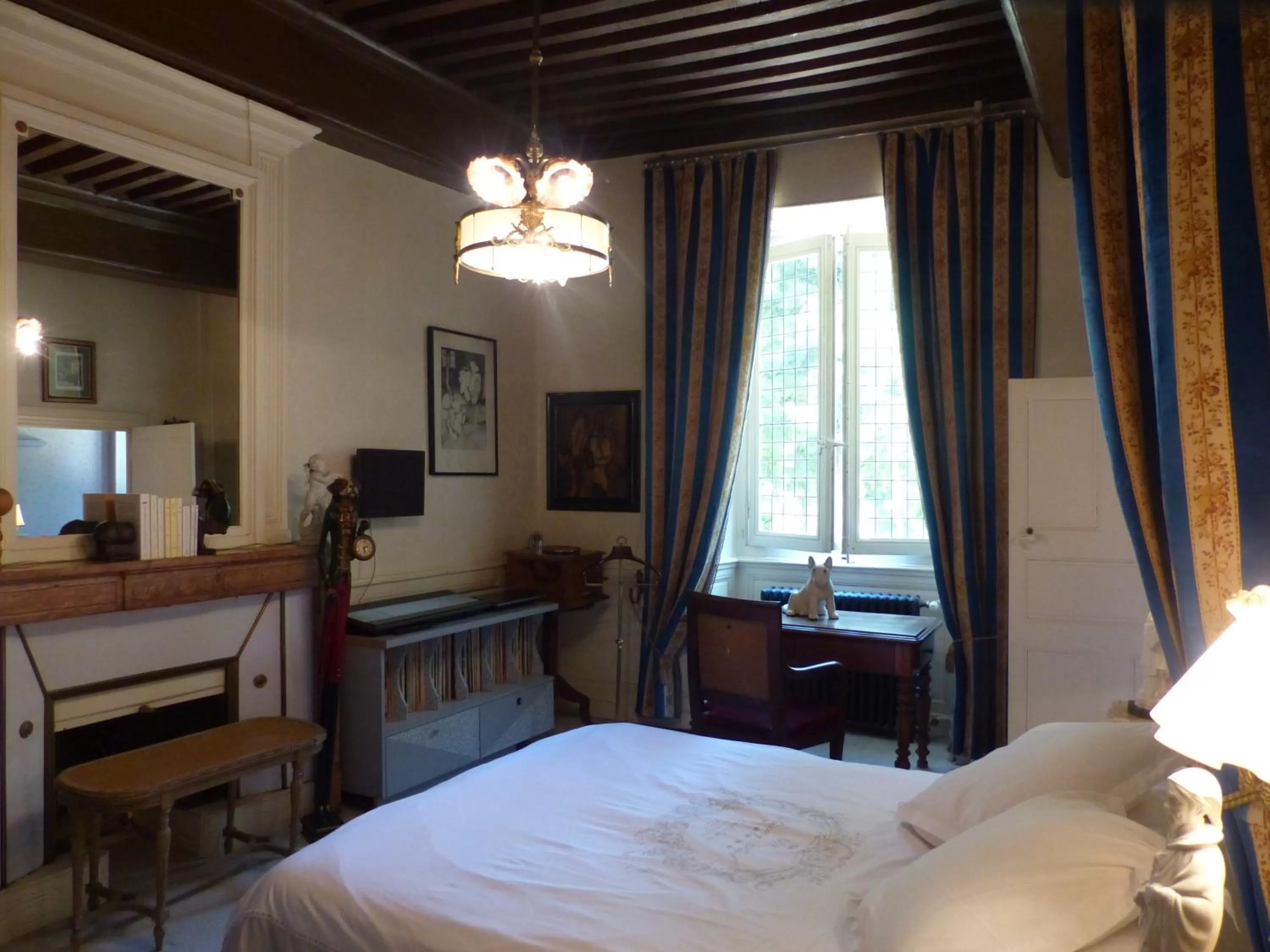 Bed in Château de Varennes