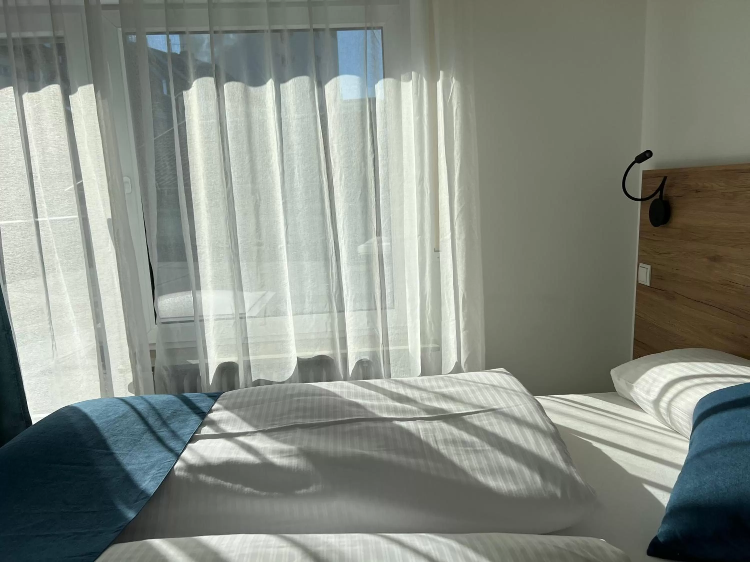 Bedroom, Bed in Hotel 83