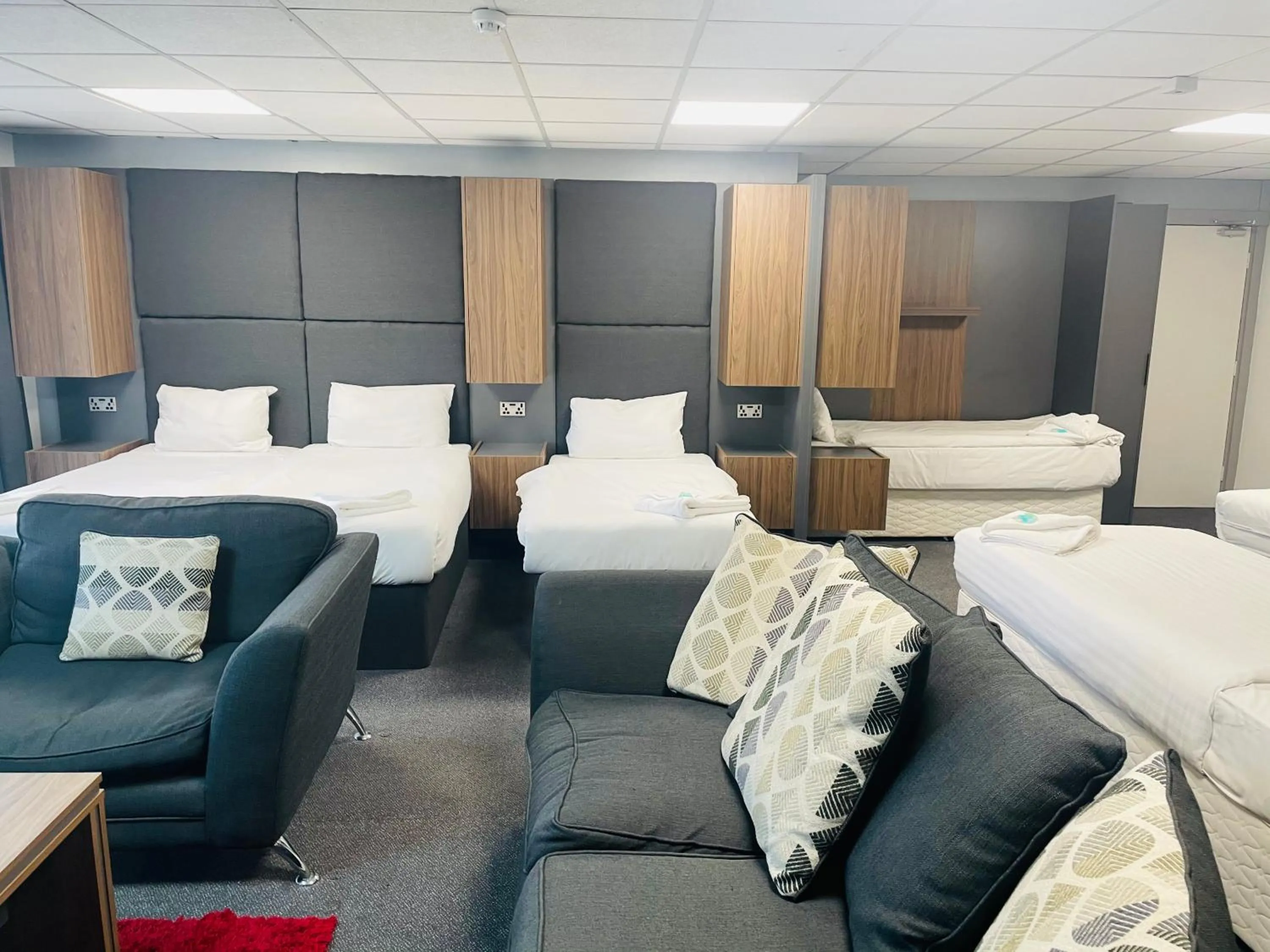 Family Executive Room (6 Adults) in Hotel Express Newcastle Gateshead