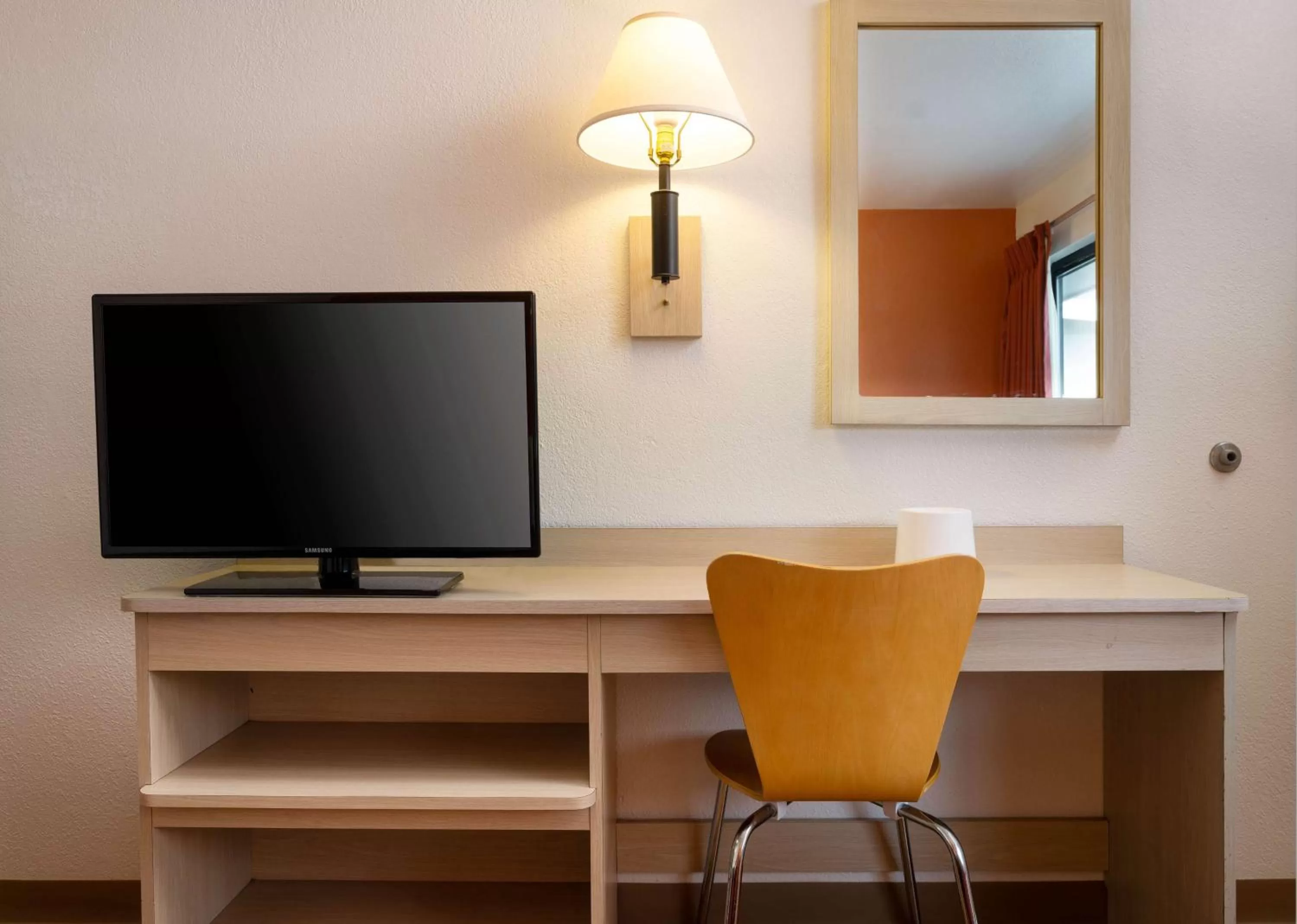 Photo of the whole room in Motel 6-San Luis Obispo, CA - North