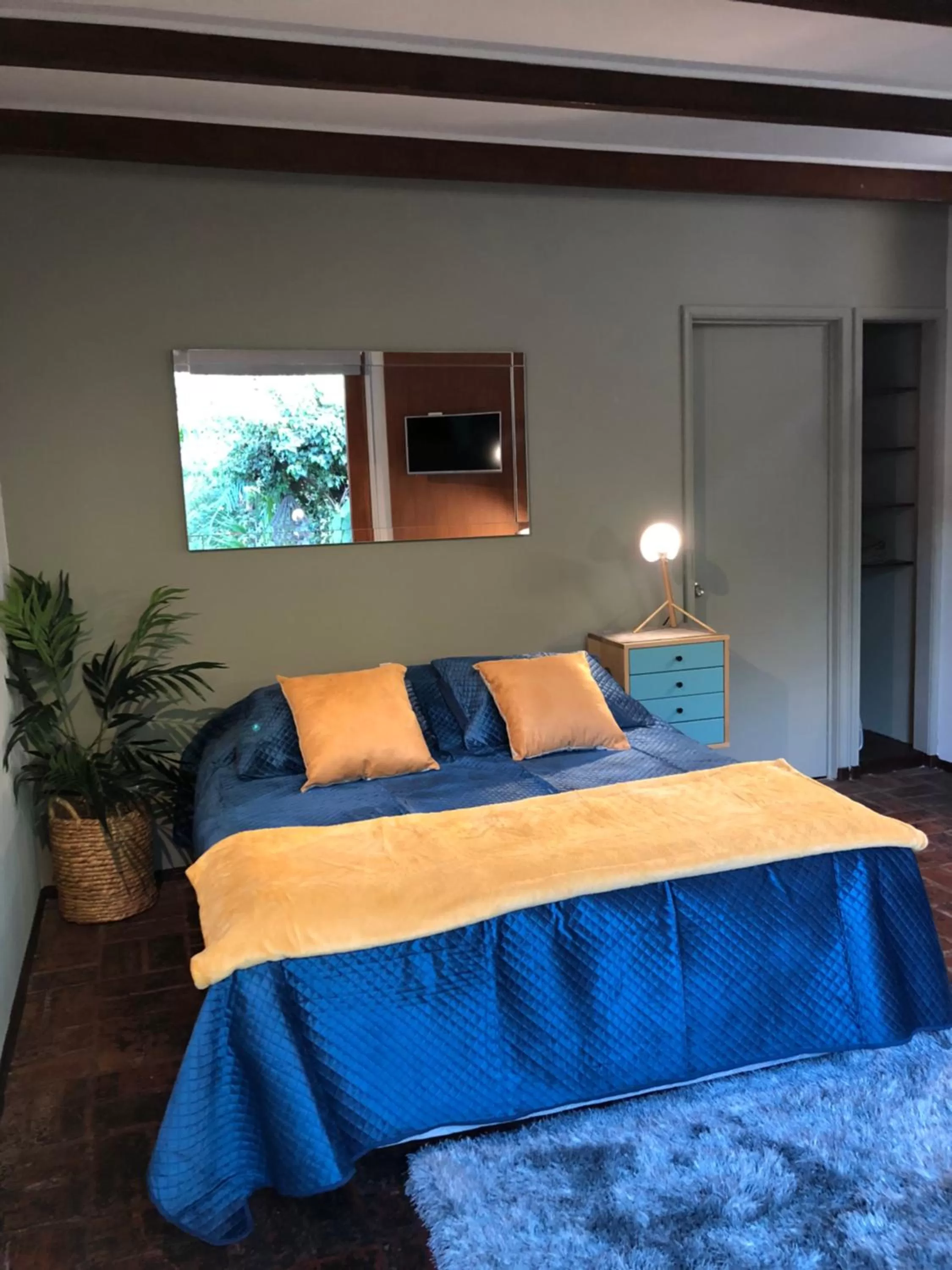 Bed in Rent apart Las Condes