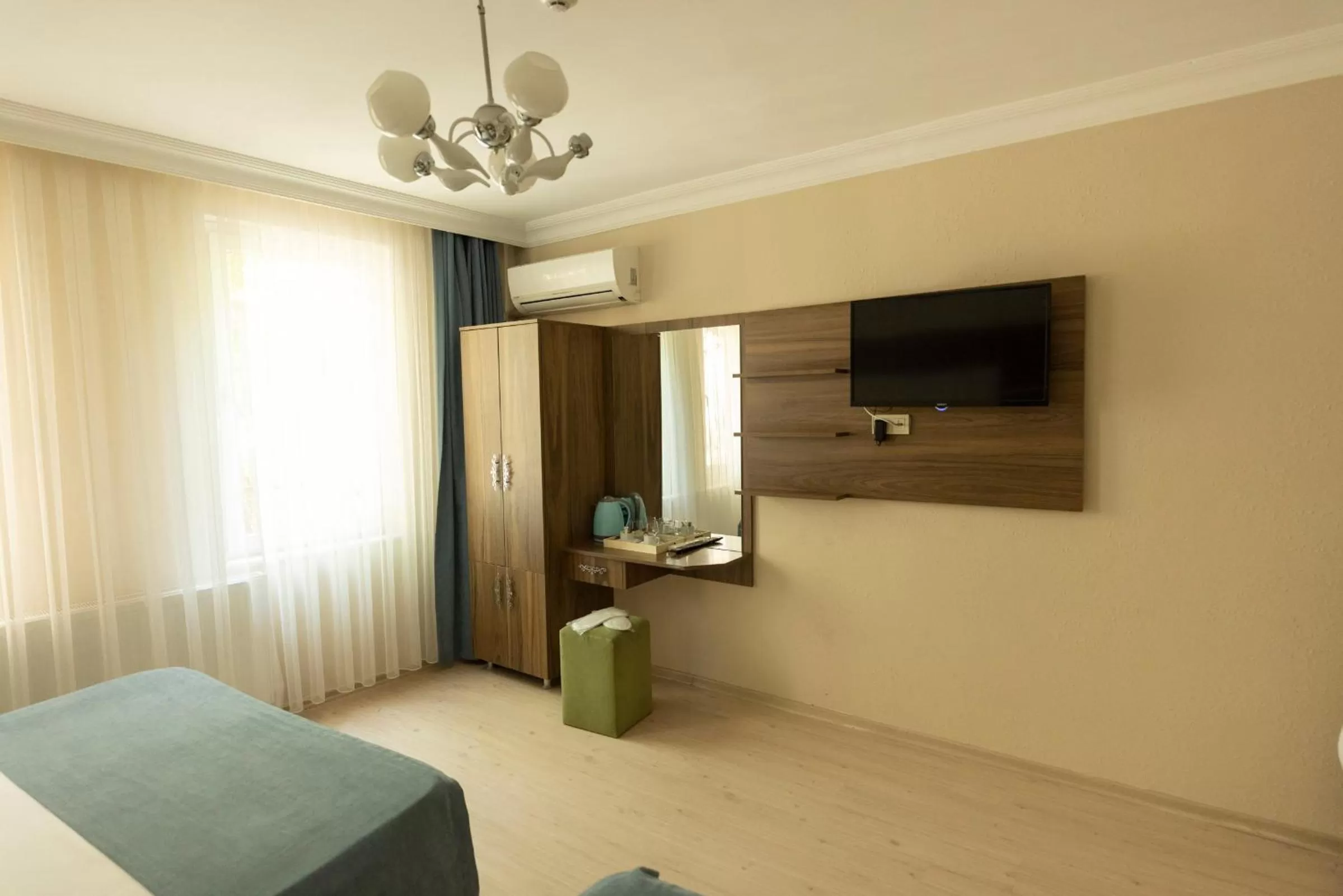 TV and multimedia, Bed in De Marêe