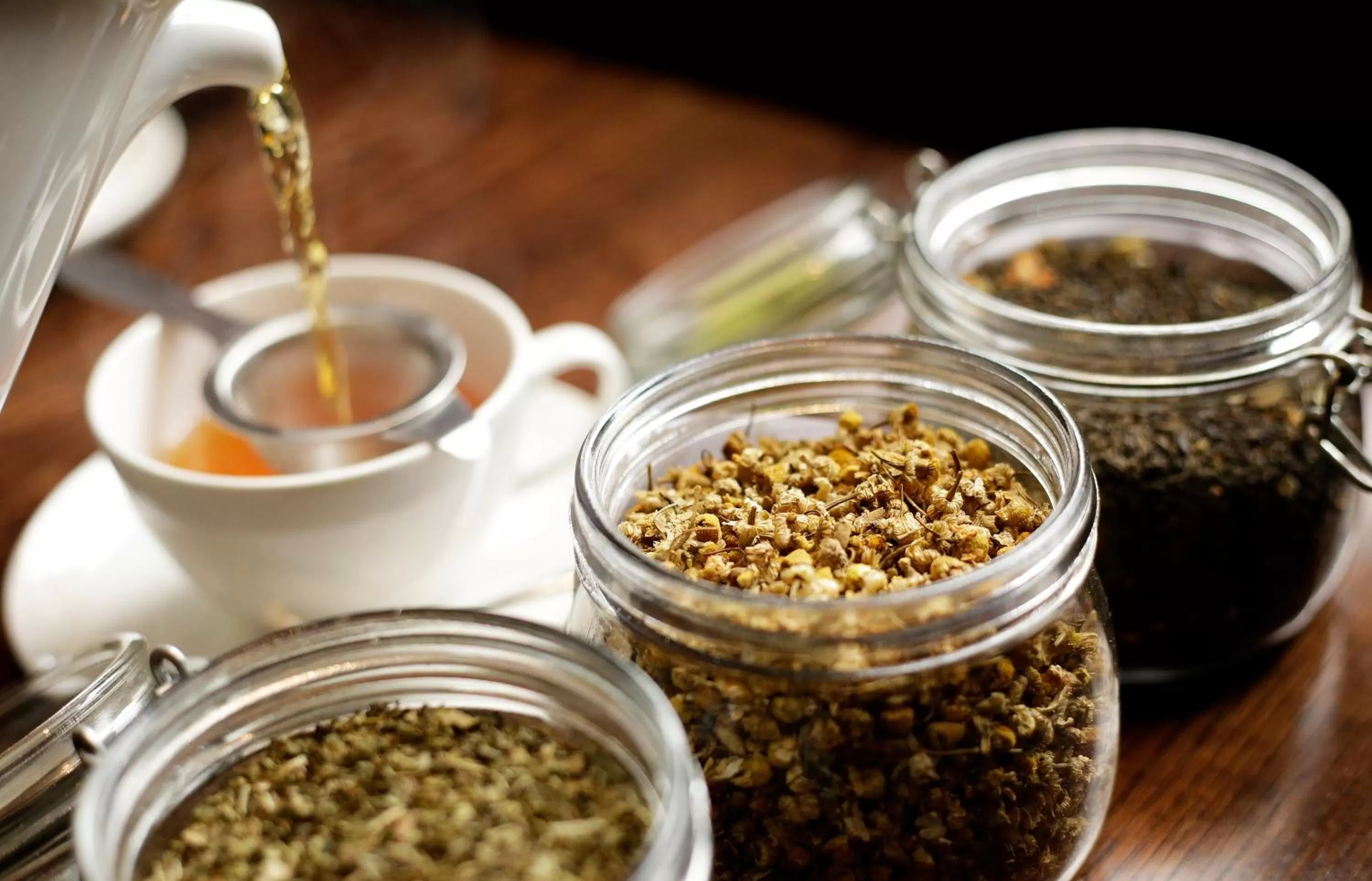 Restaurant/places to eat in Nira Caledonia