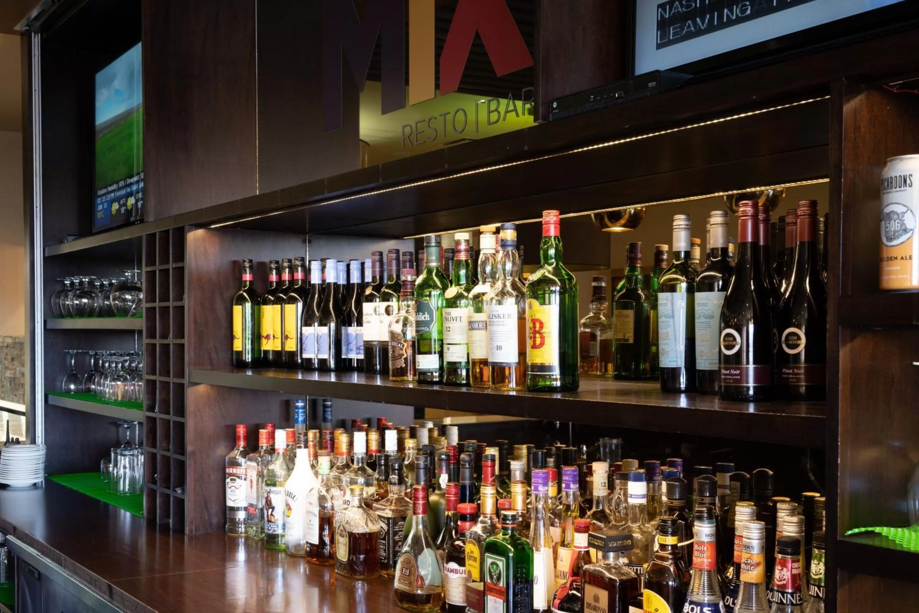 Lounge or bar in Delta Hotels by Marriott Saint John