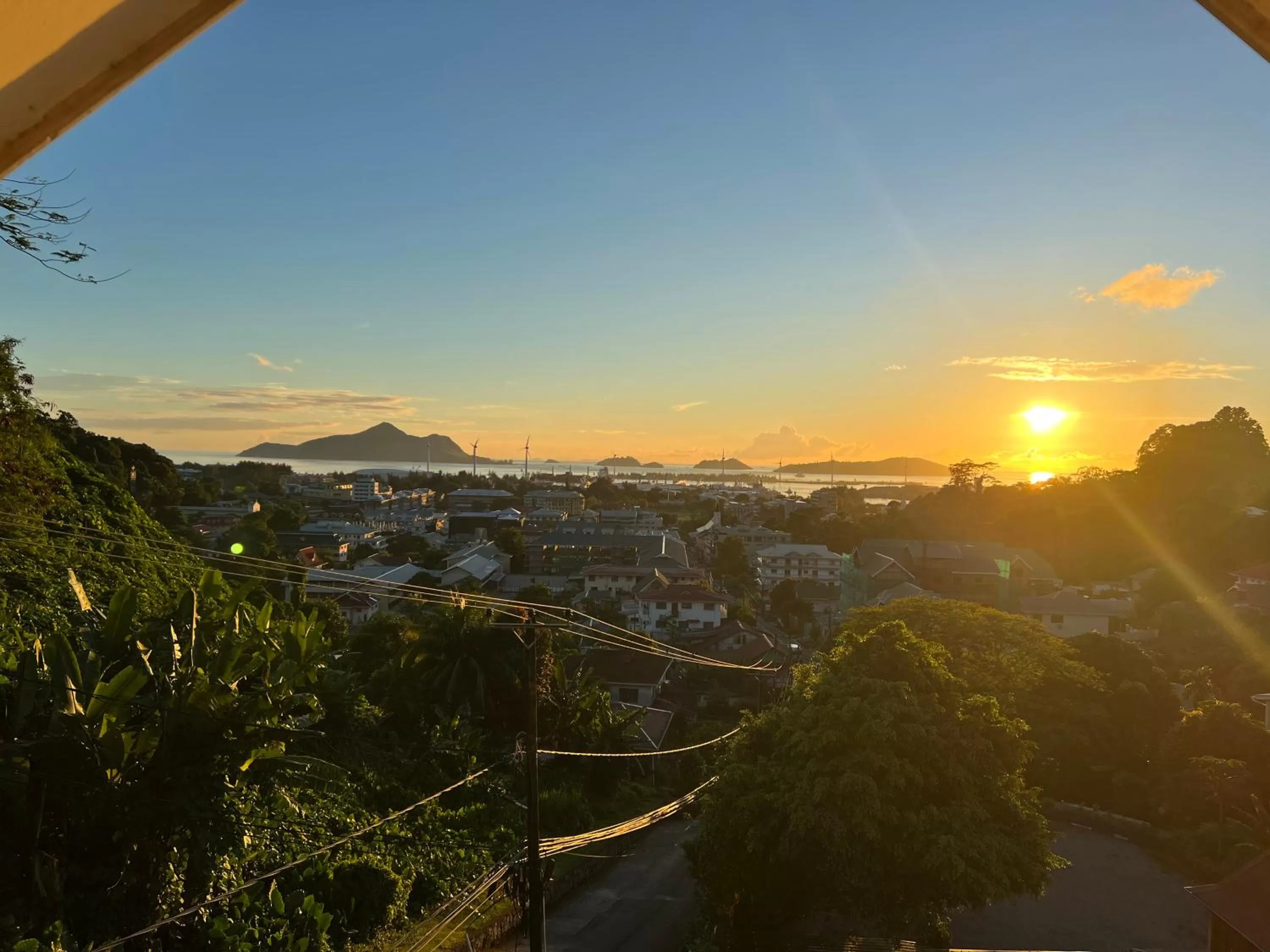 Sunrise, Sunrise/Sunset in Hilltop Boutique Hotel